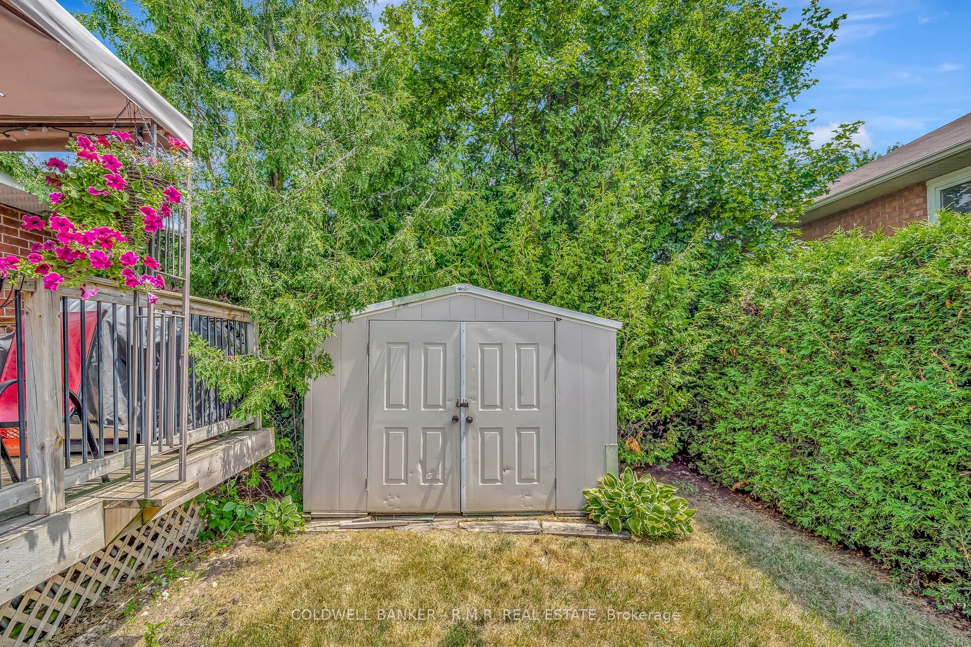 7 Eakins Crescent