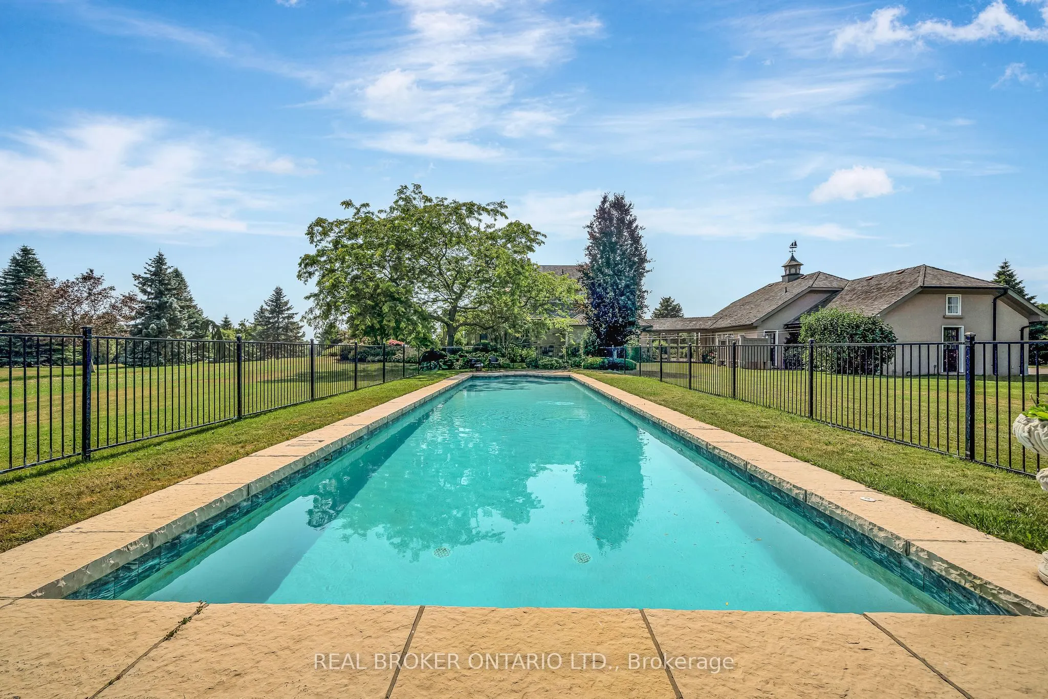 37 Bellavista Drive
