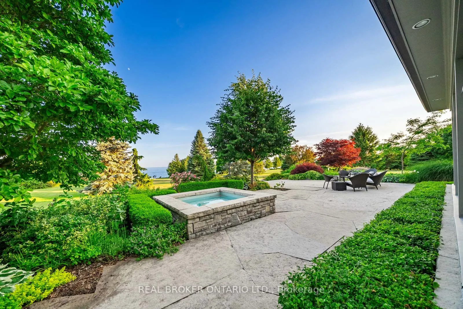 37 Bellavista Drive