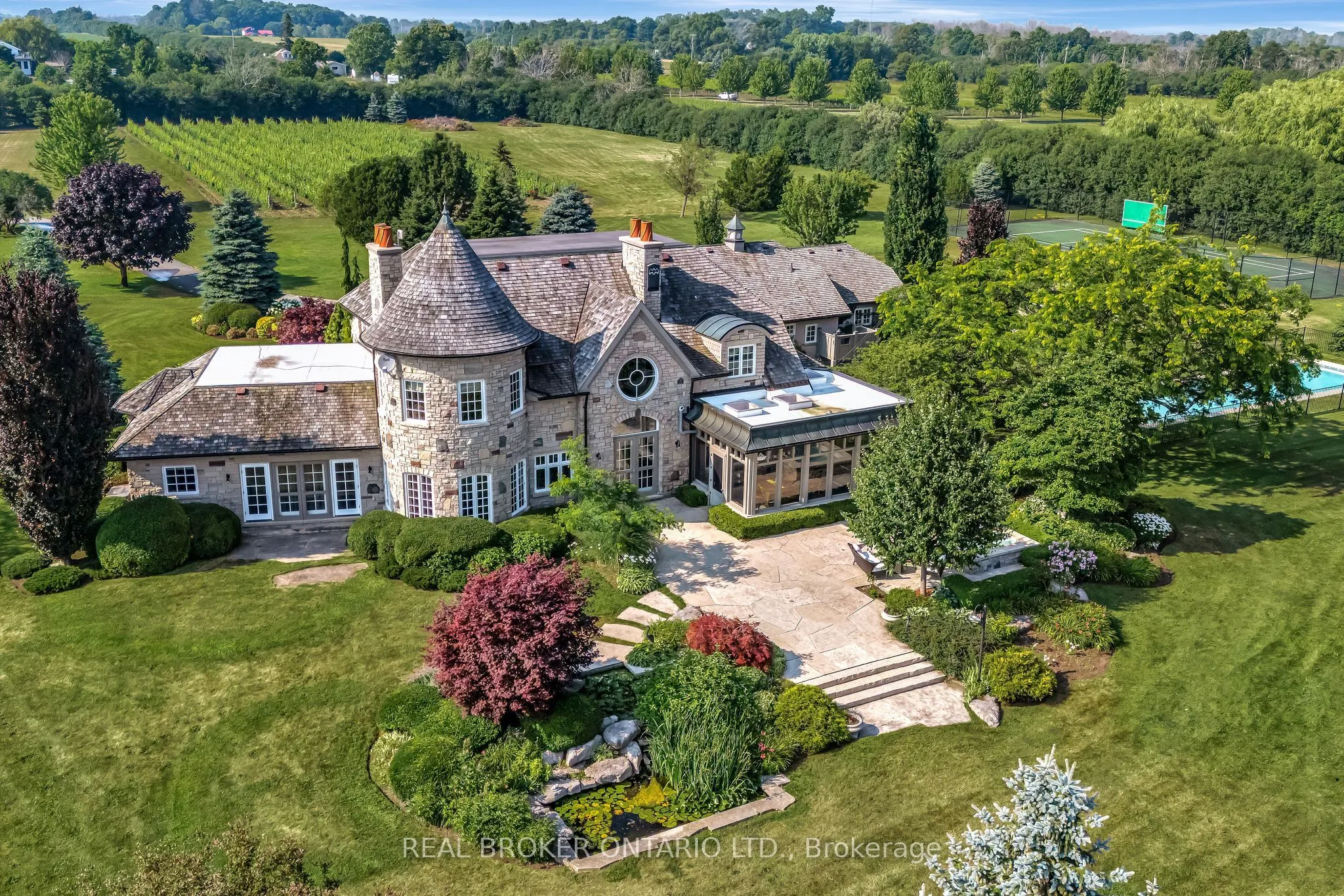 37 Bellavista Drive