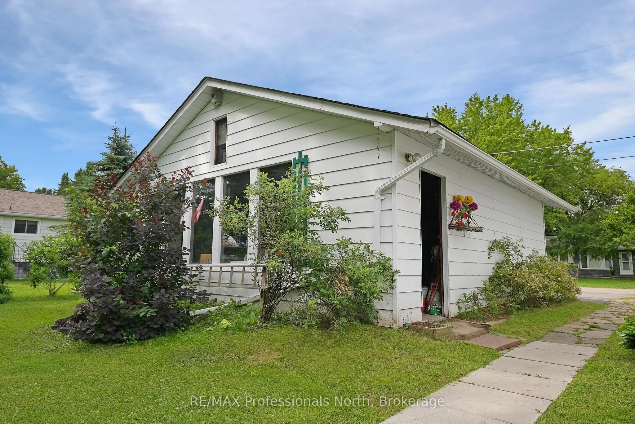 10 Stouffer Street