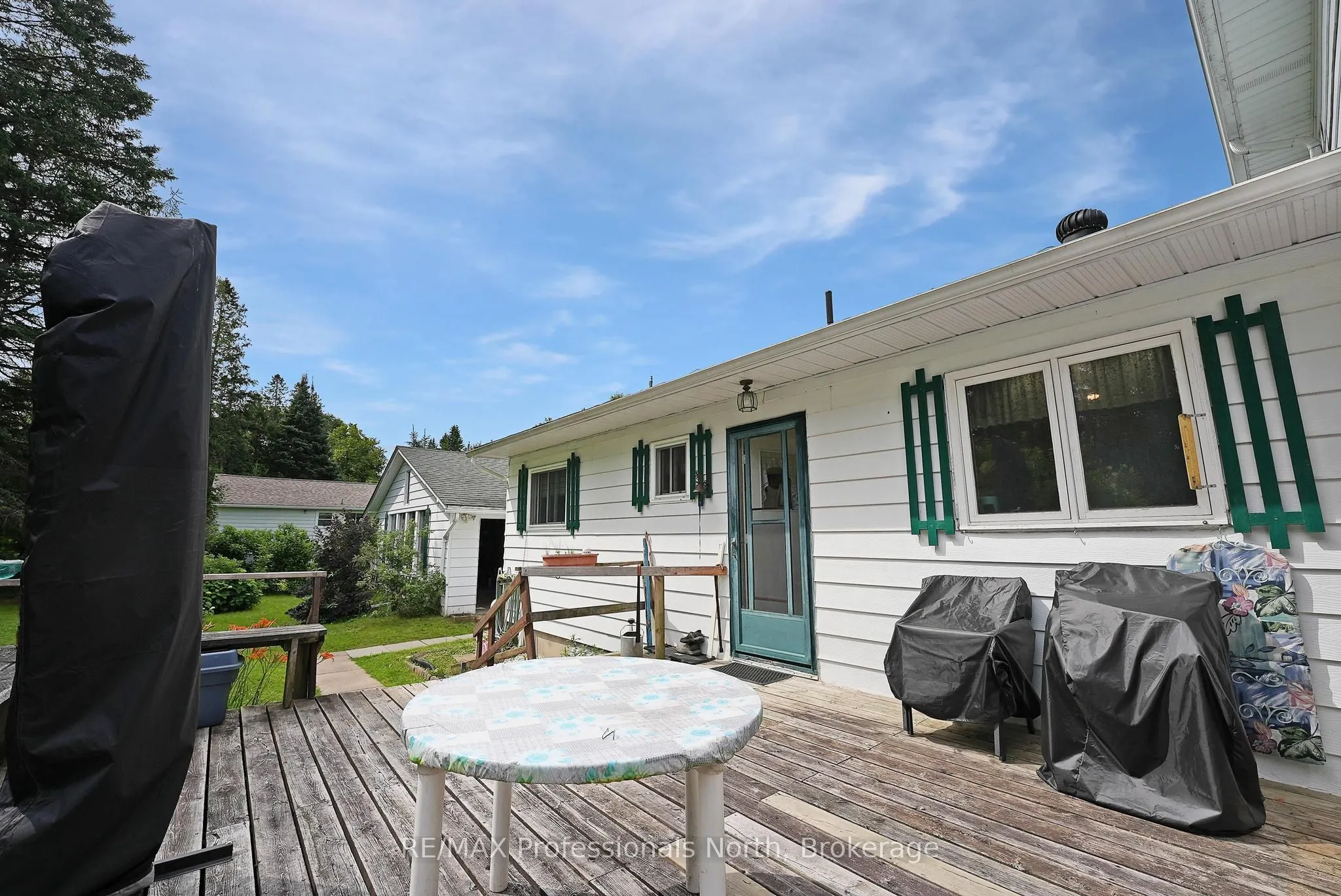10 Stouffer Street