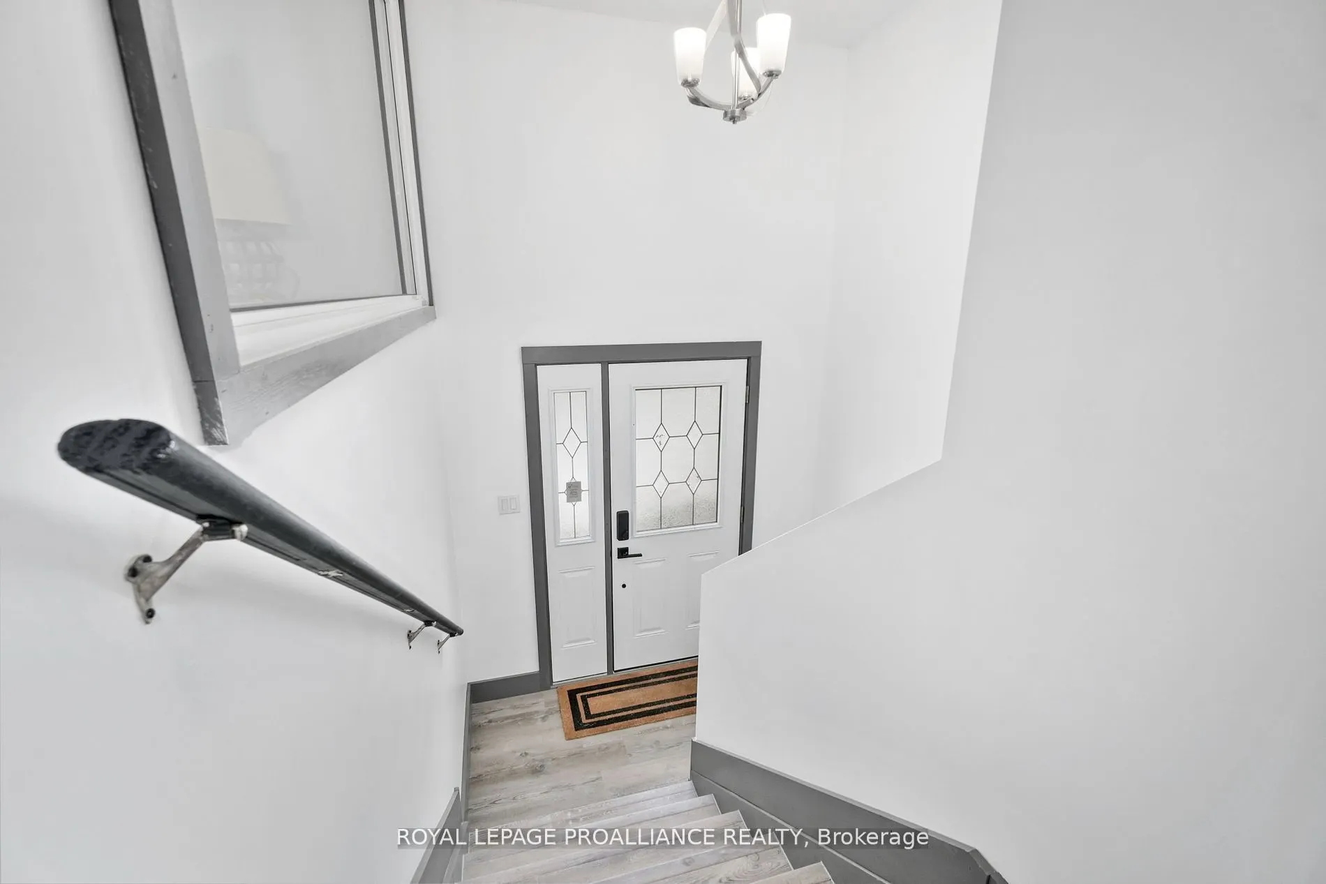 22 Butler Street W