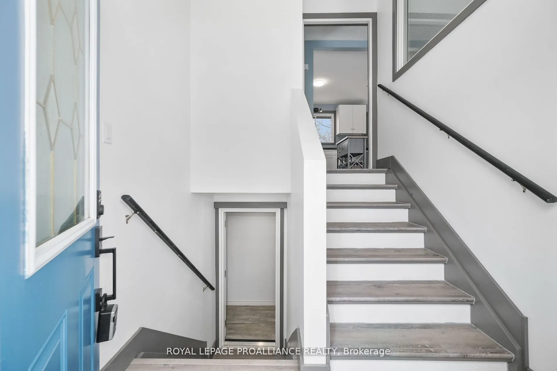22 Butler Street W