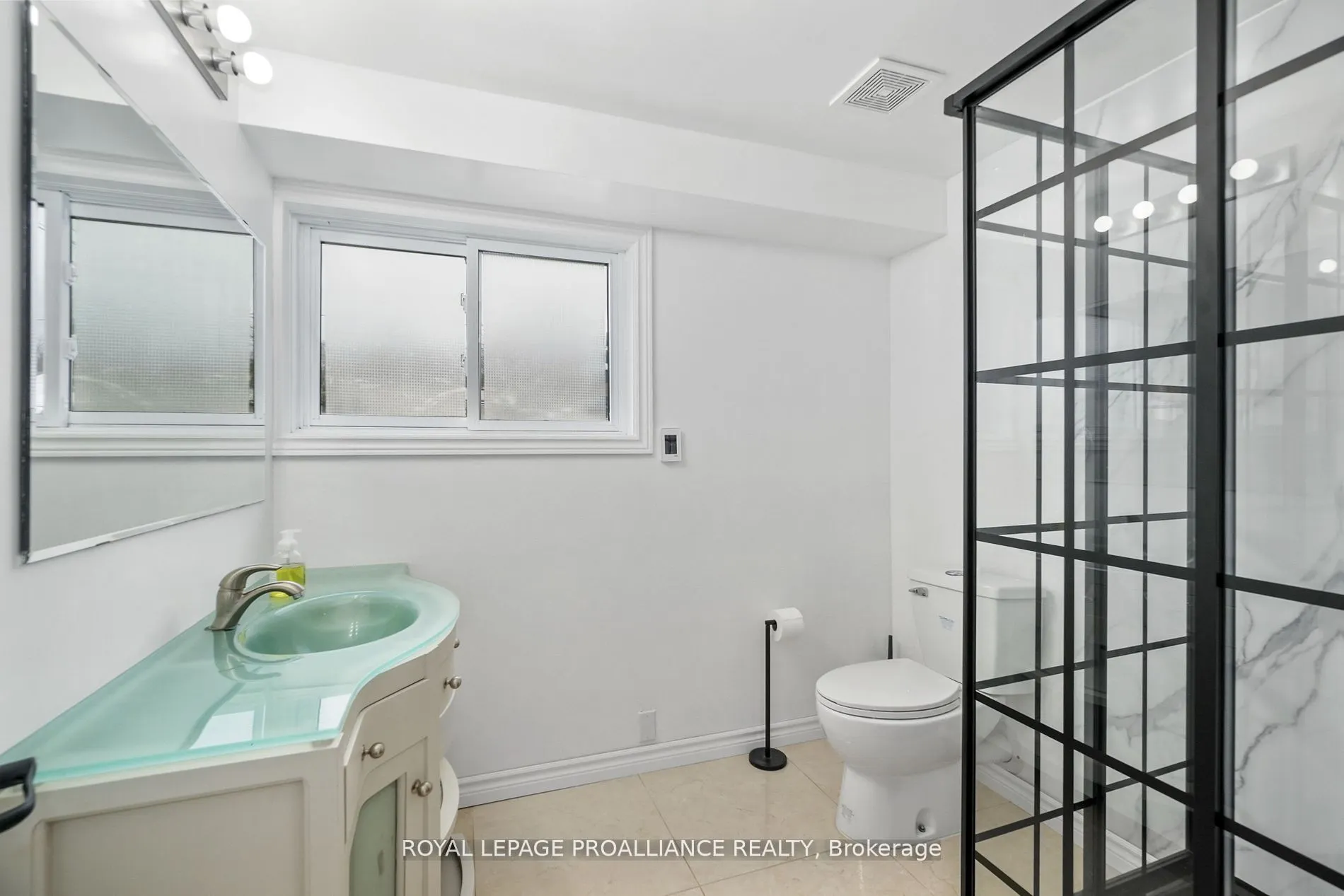 22 Butler Street W