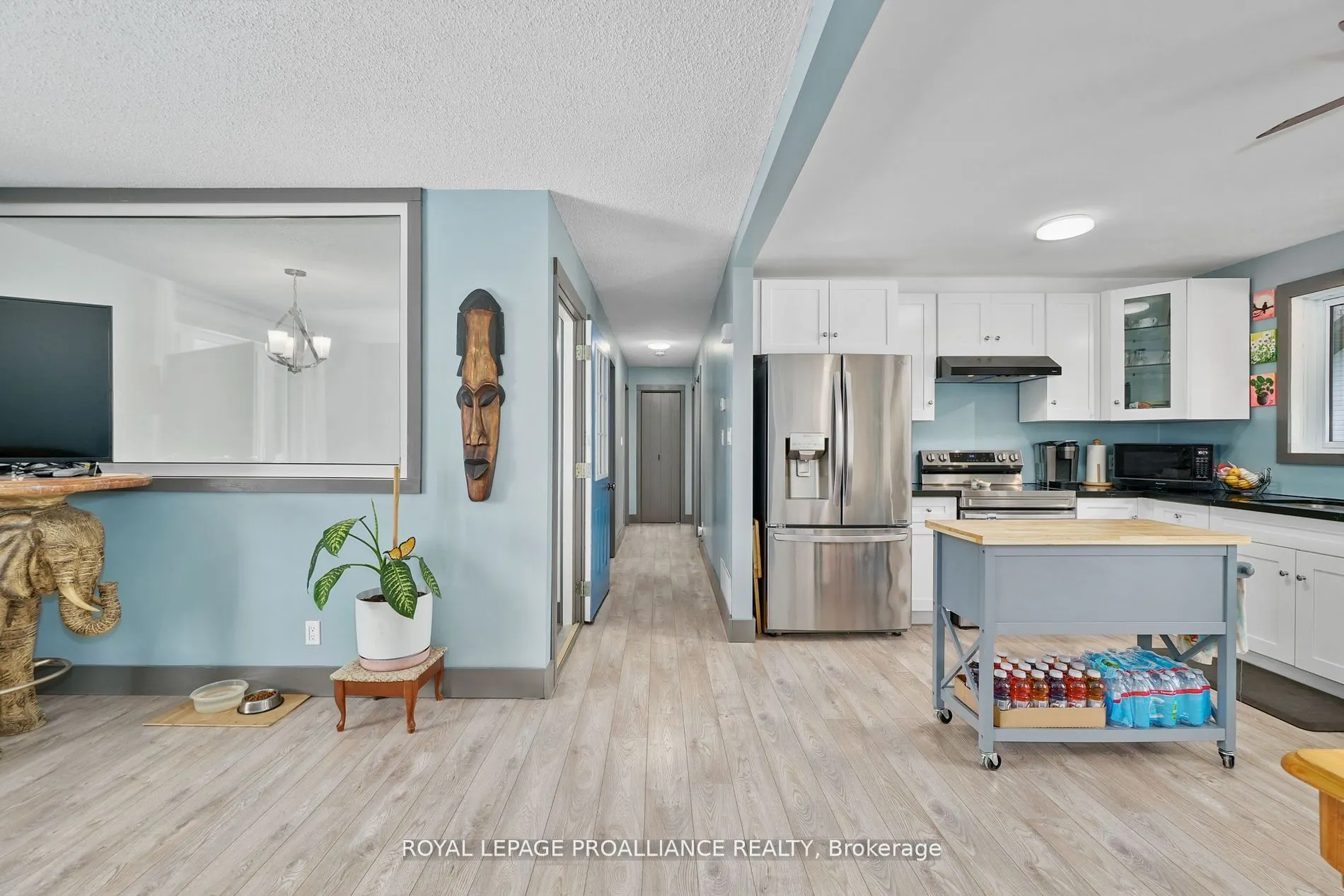 22 Butler Street W