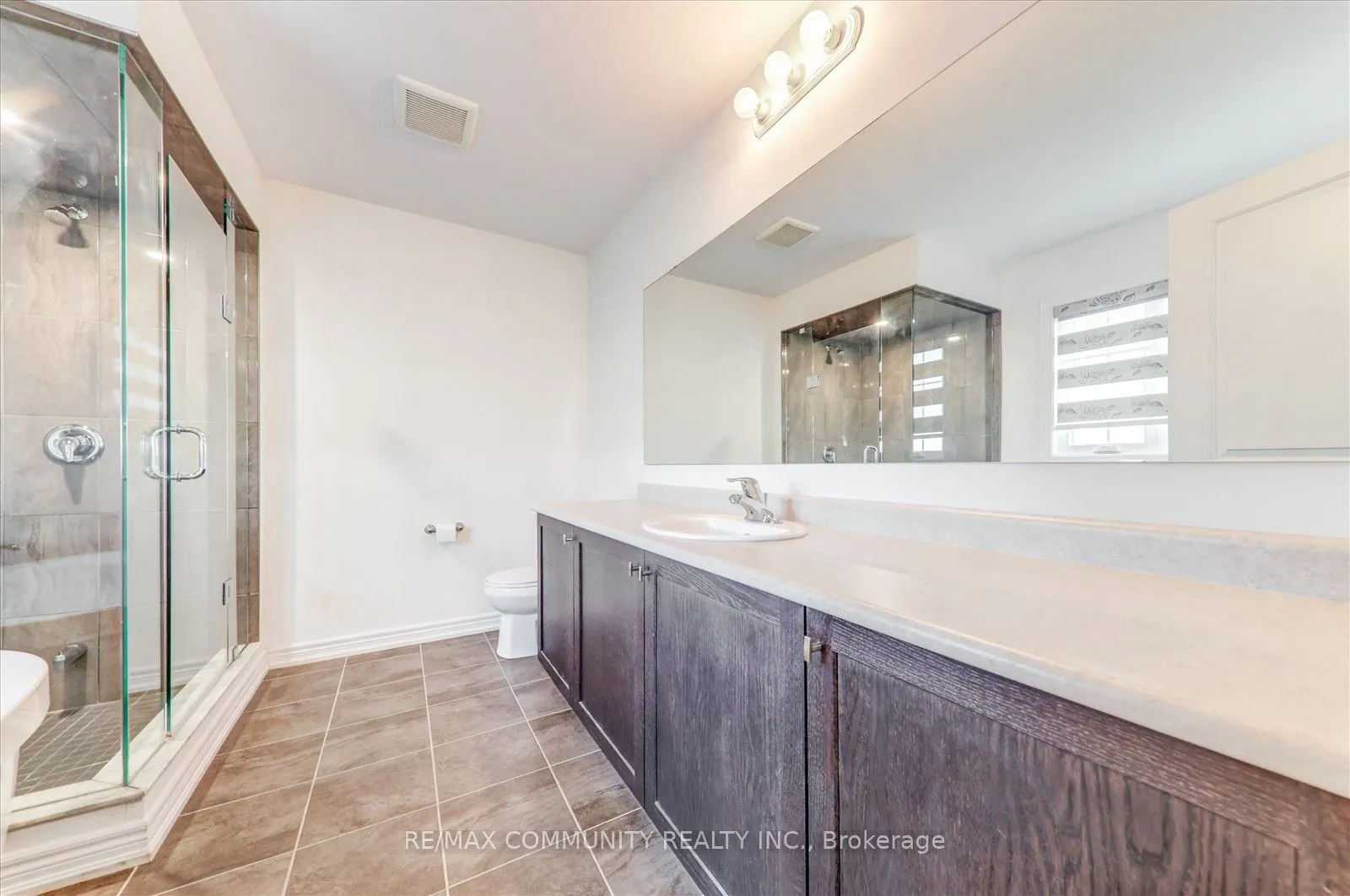 39 Summer Breeze Drive