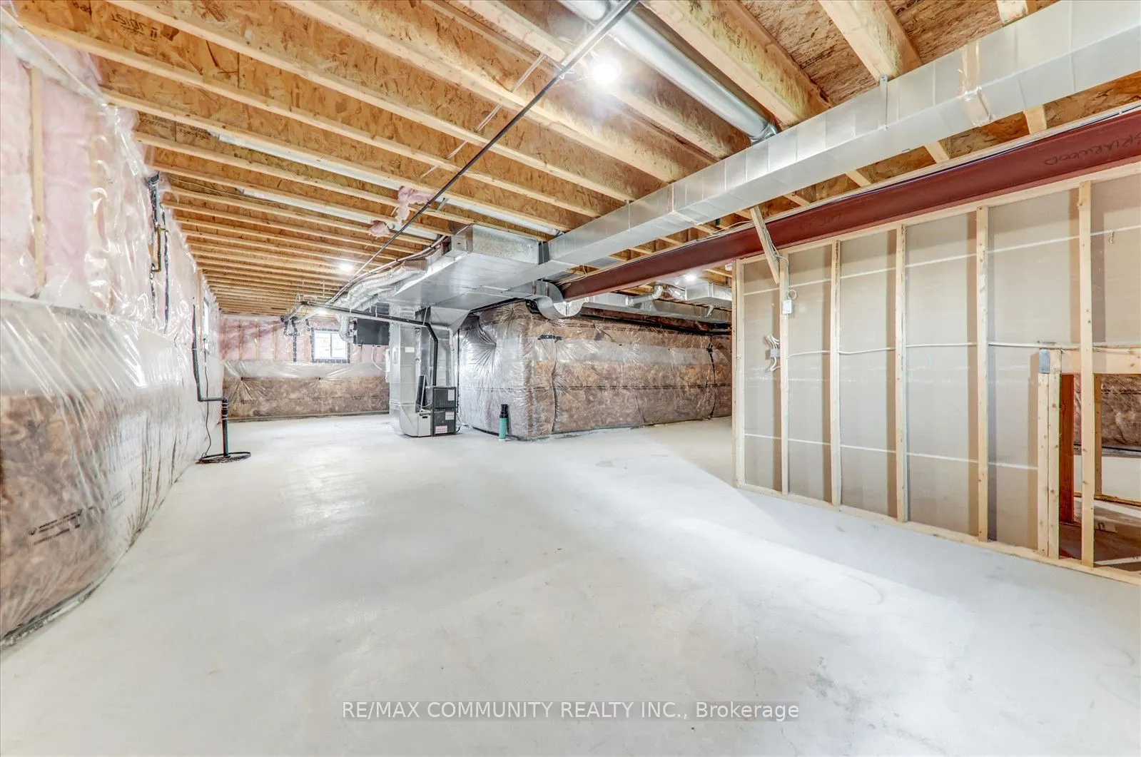 39 Summer Breeze Drive
