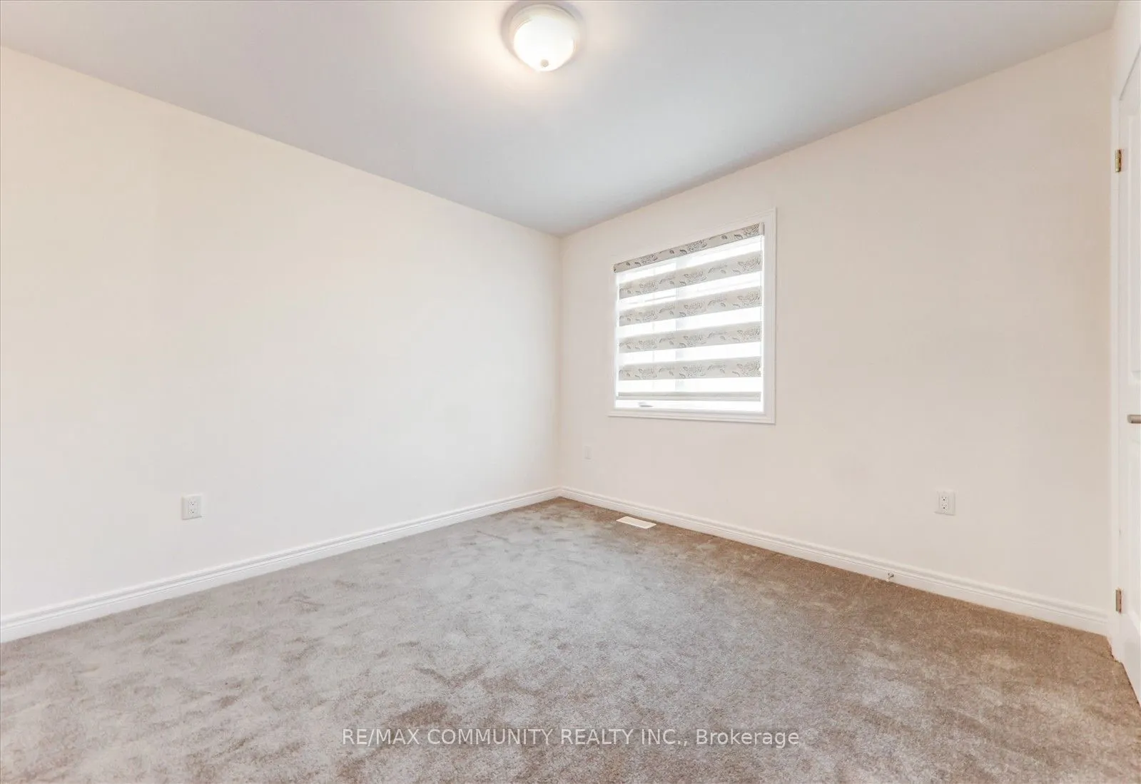 39 Summer Breeze Drive
