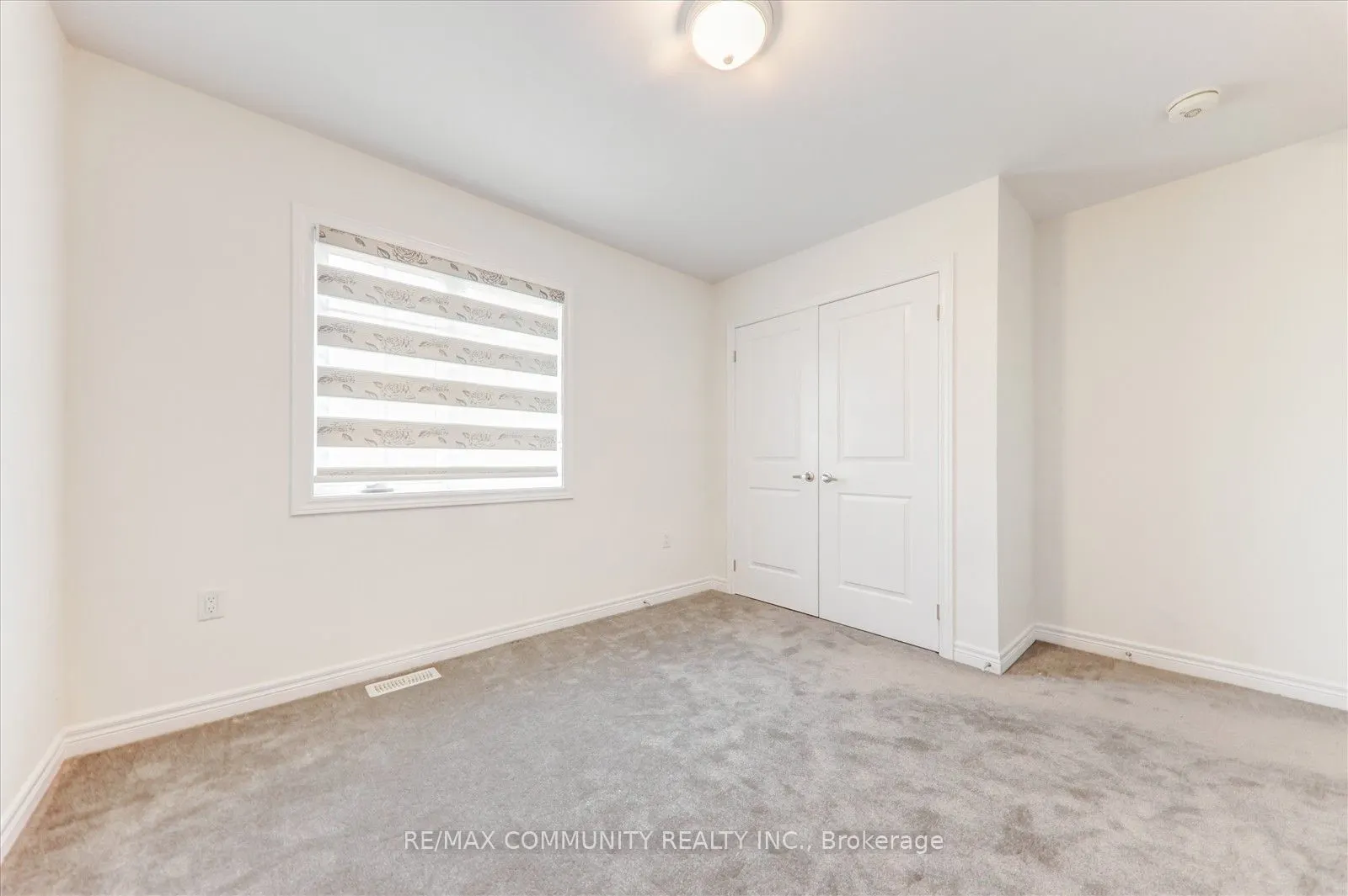 39 Summer Breeze Drive