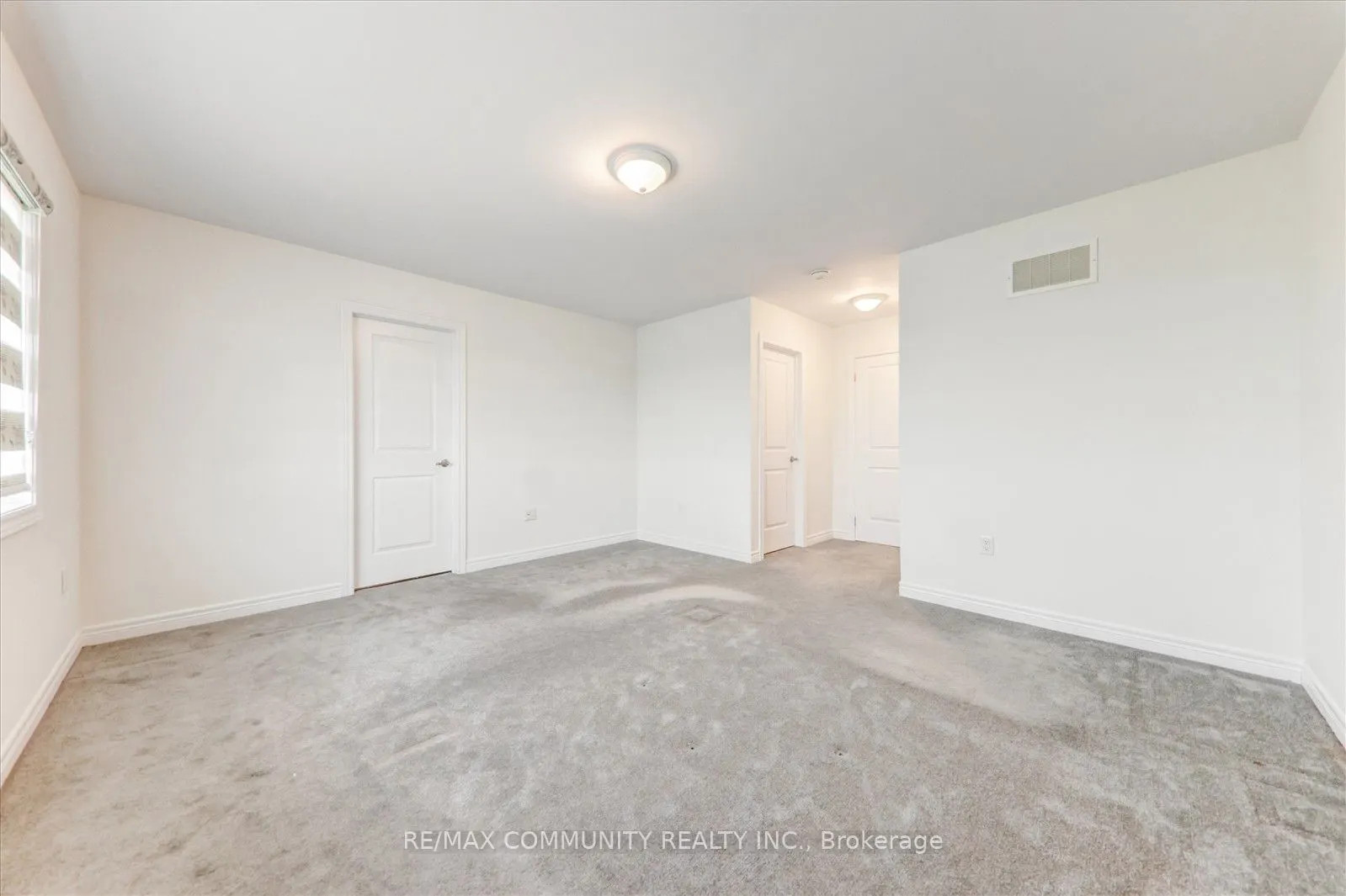 39 Summer Breeze Drive