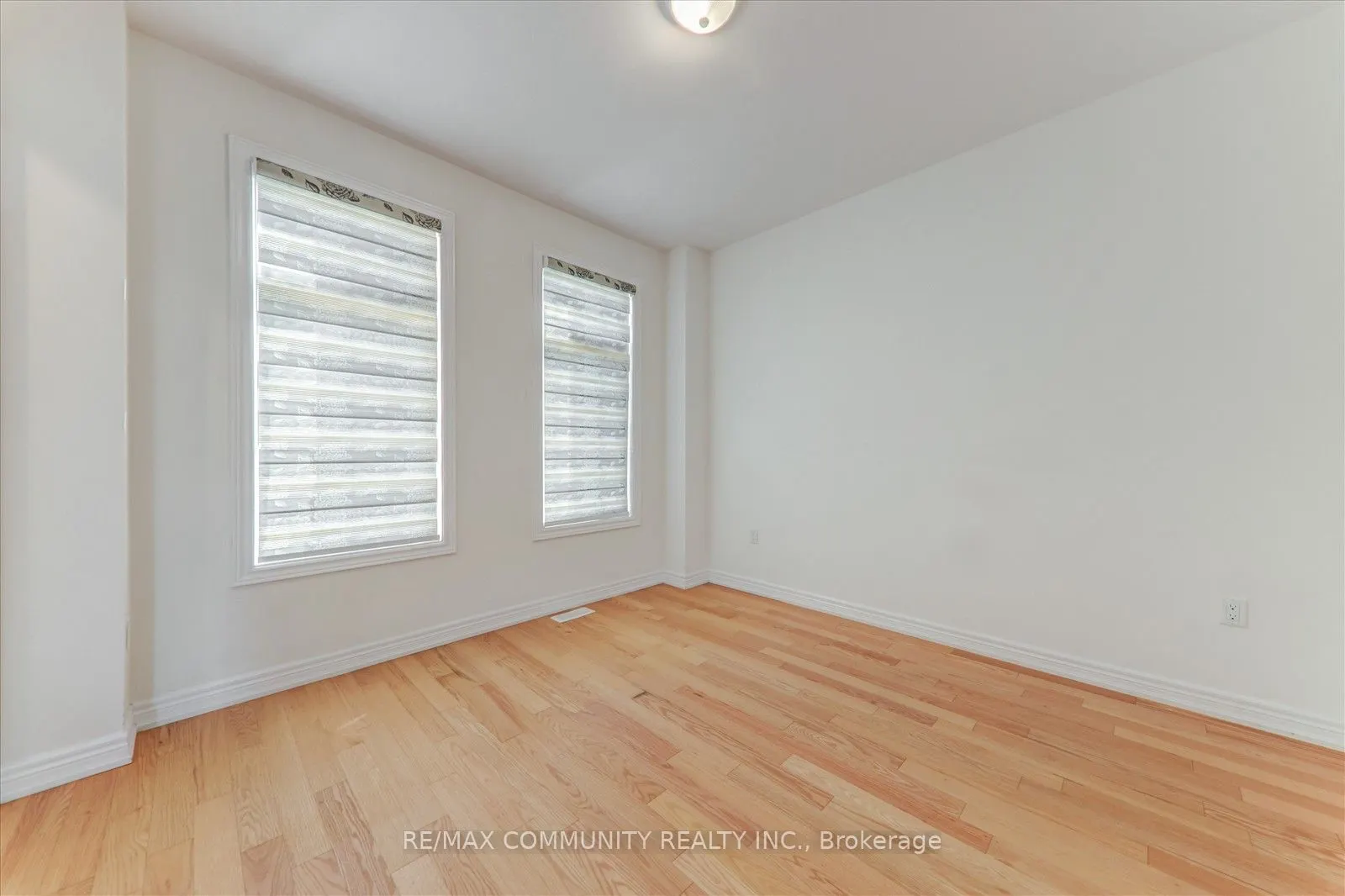 39 Summer Breeze Drive