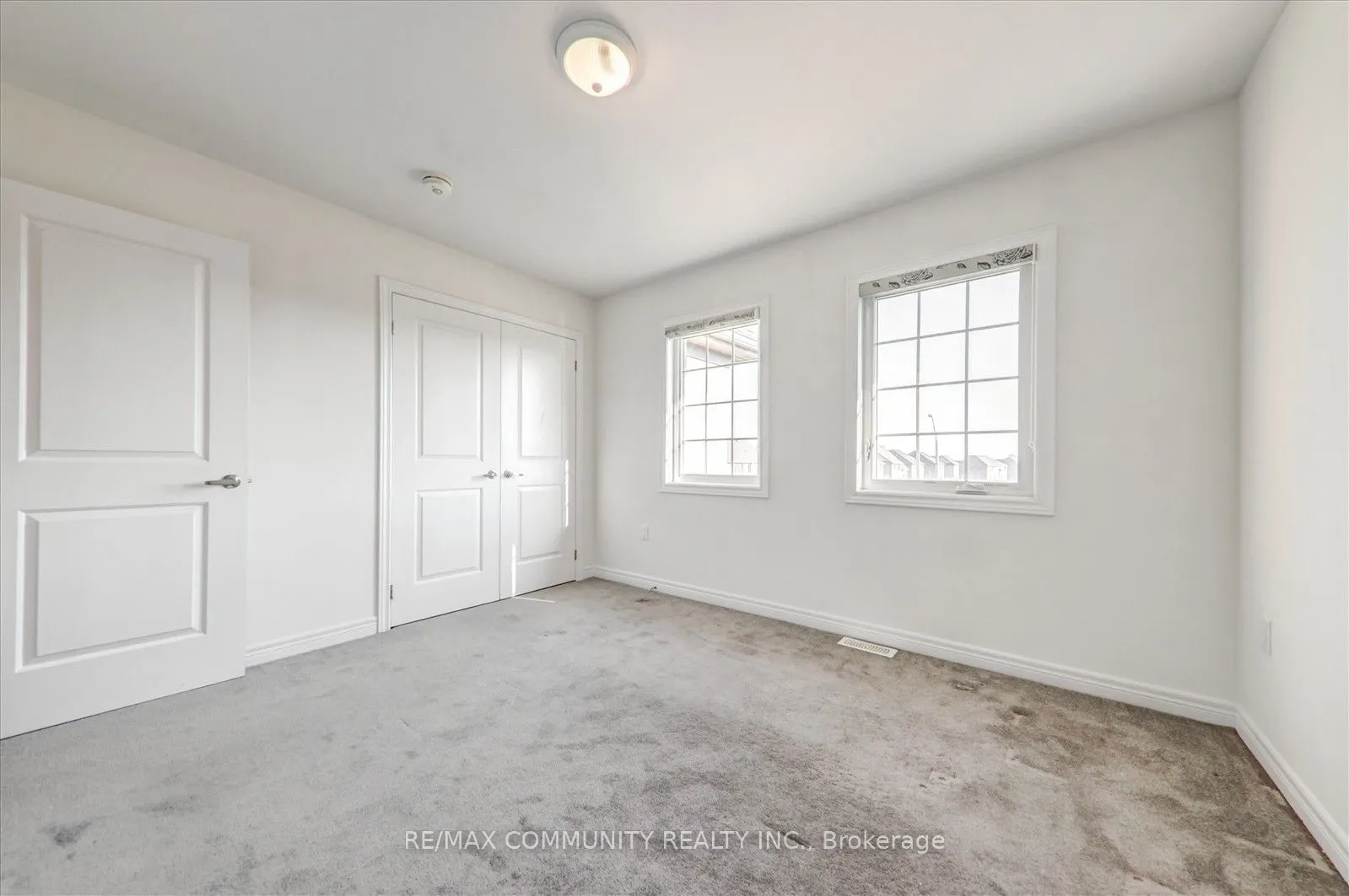 39 Summer Breeze Drive