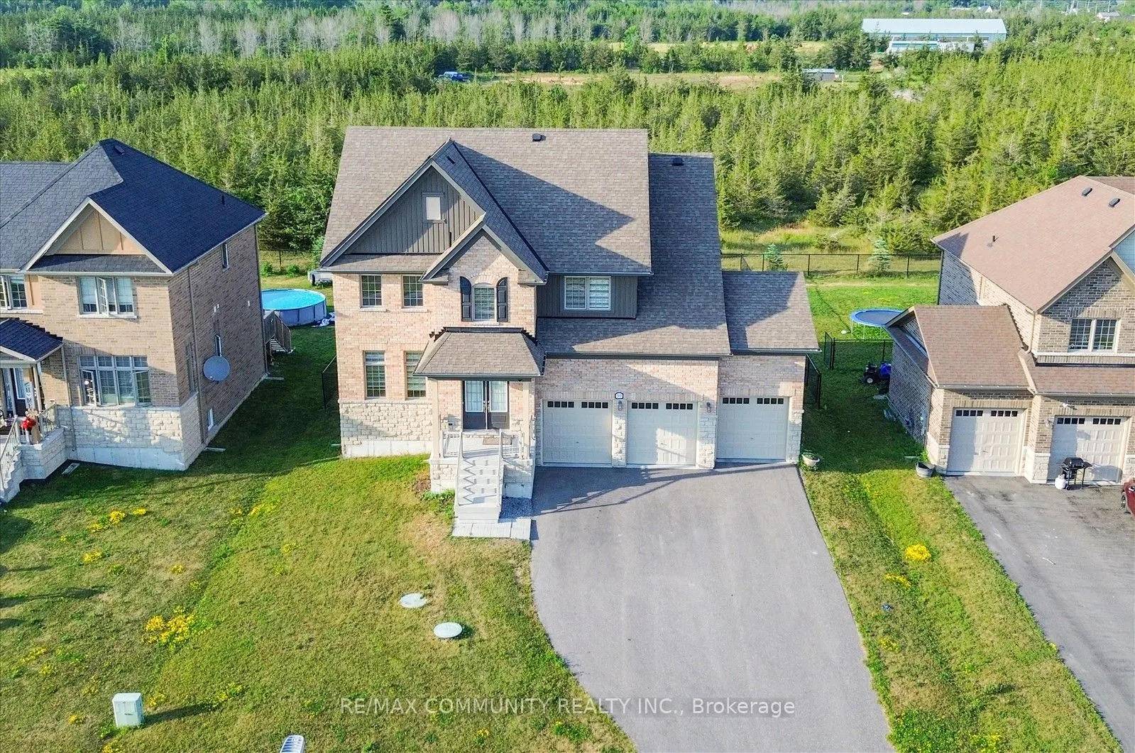 39 Summer Breeze Drive