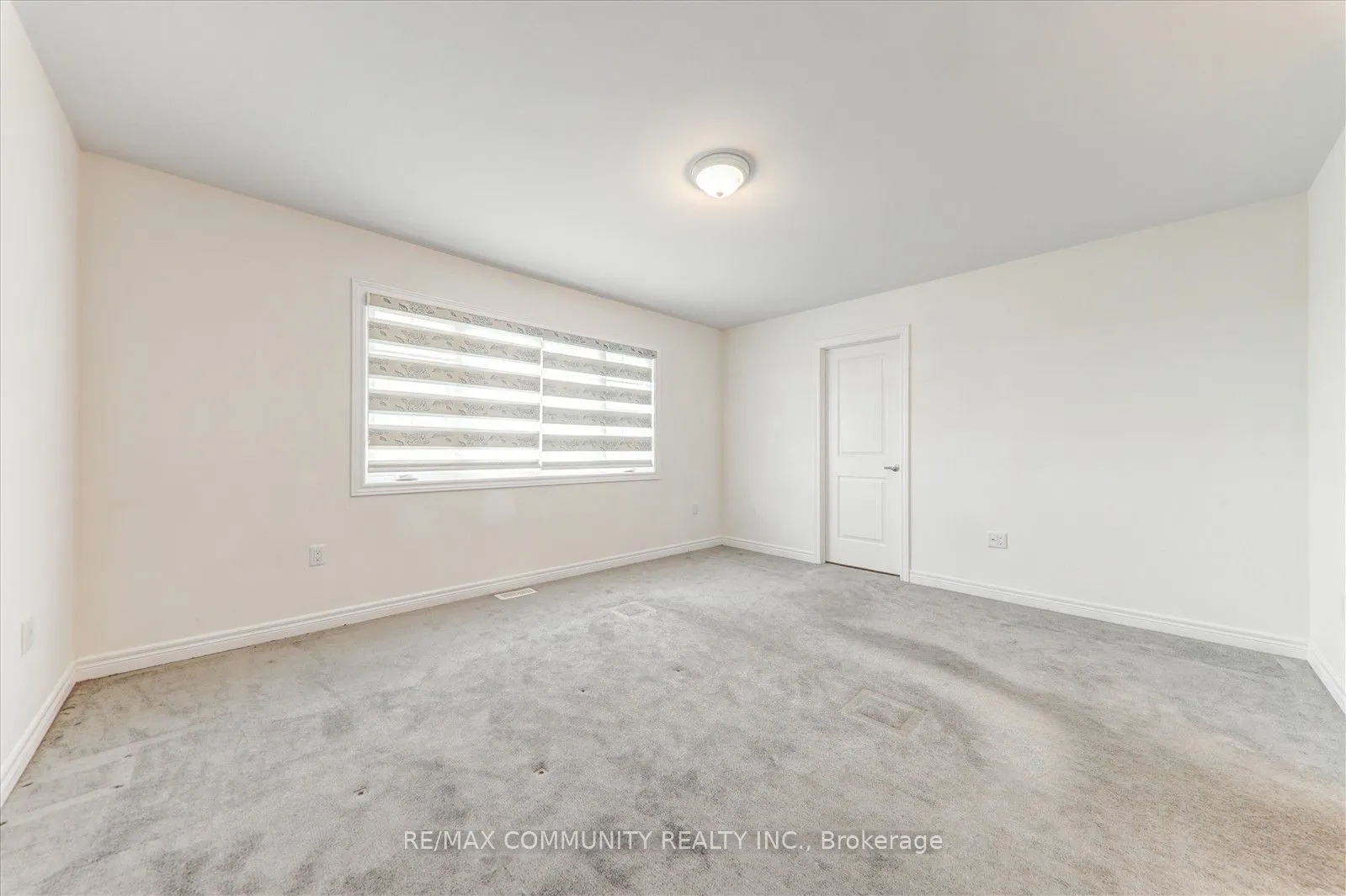 39 Summer Breeze Drive