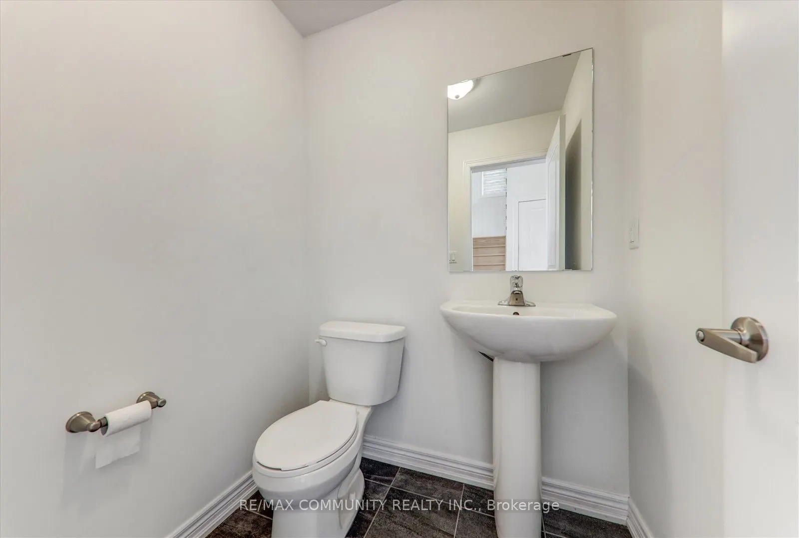 39 Summer Breeze Drive