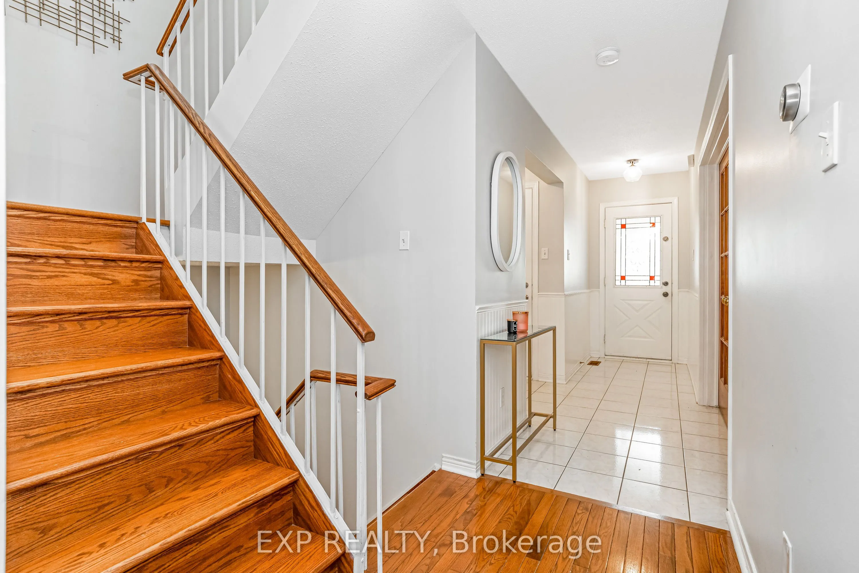 18 Hawley Crescent