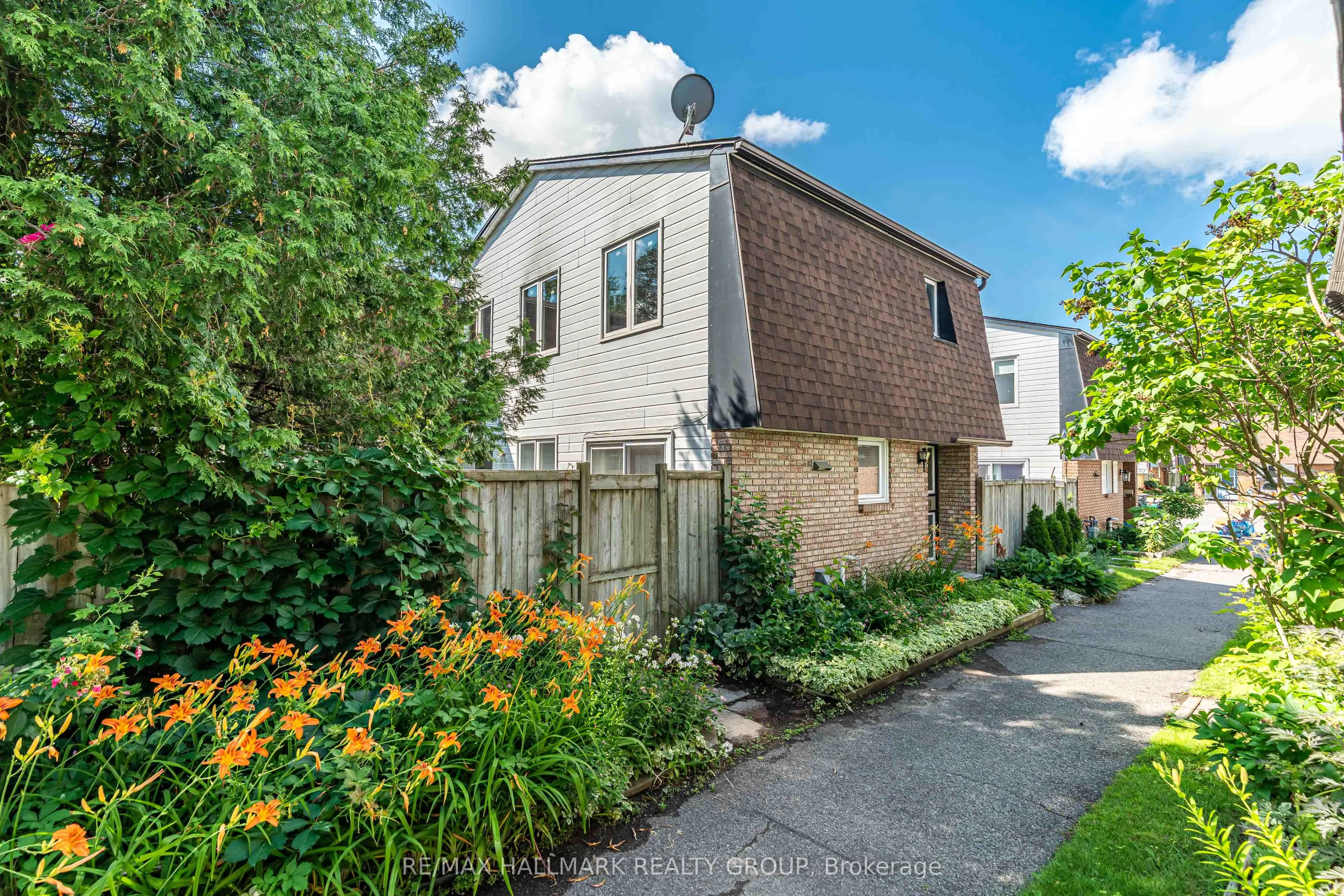 3691 Albion Road, #39