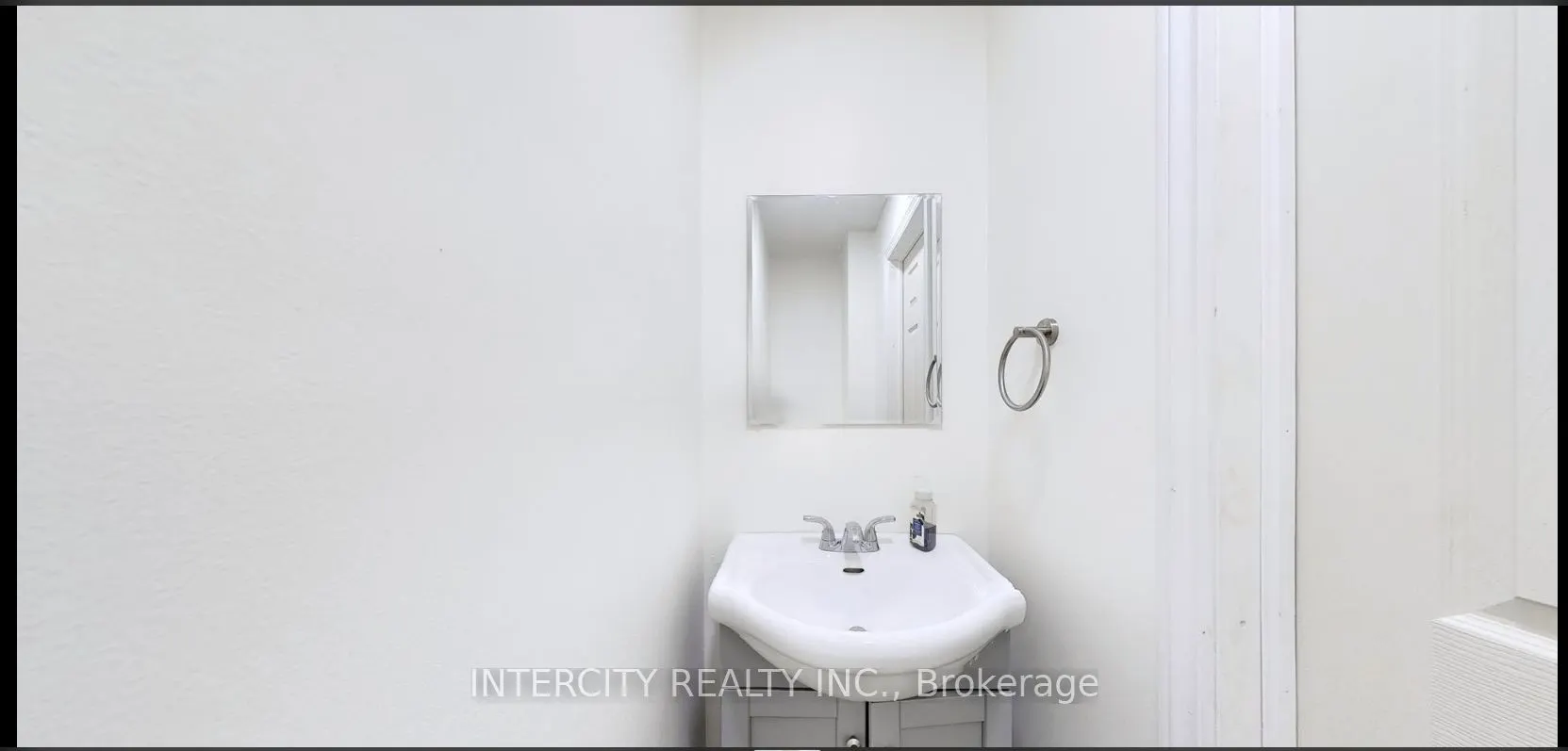 209 North Park Street, #Unit C