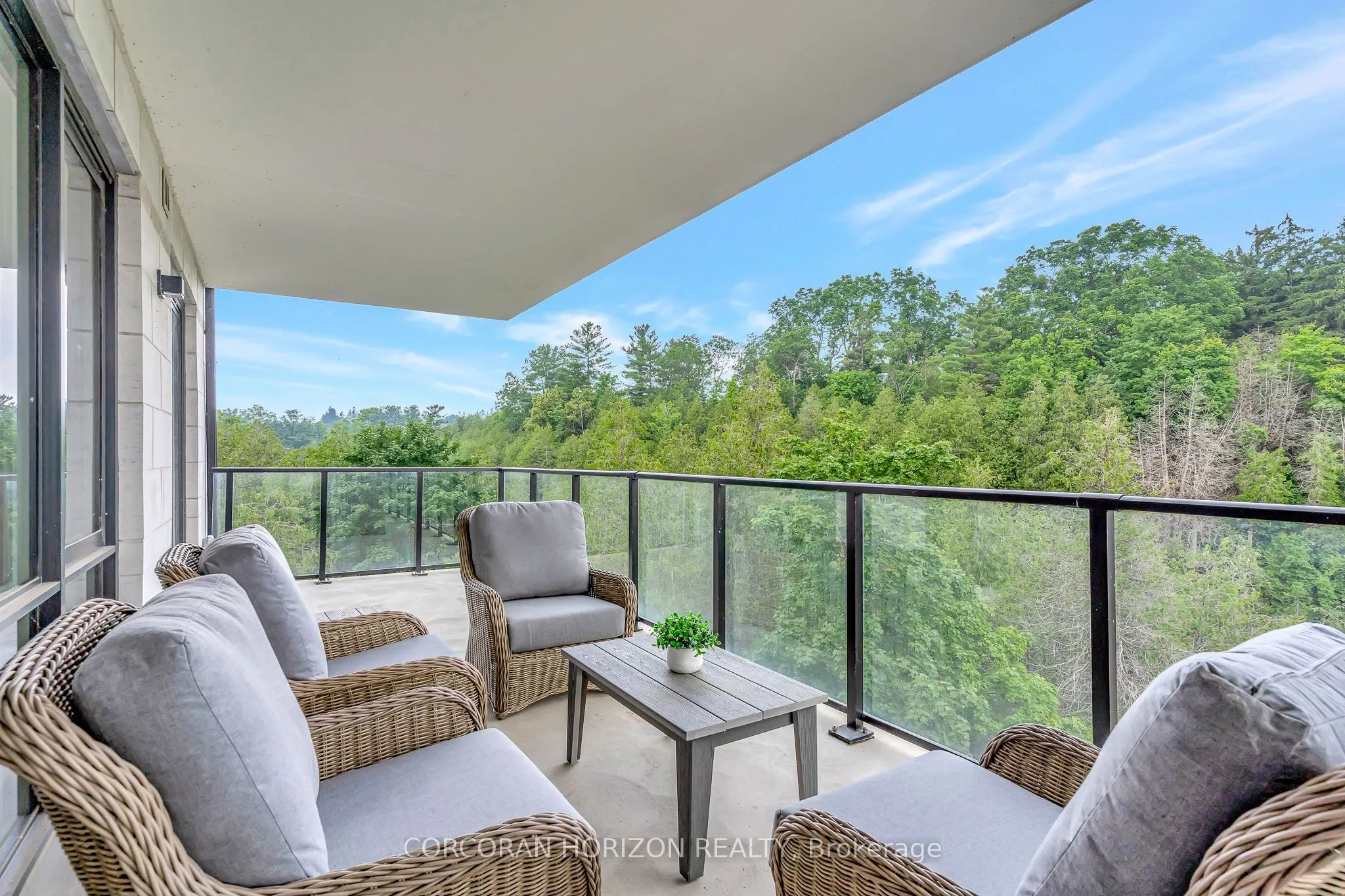 6523 Wellington Road, #206