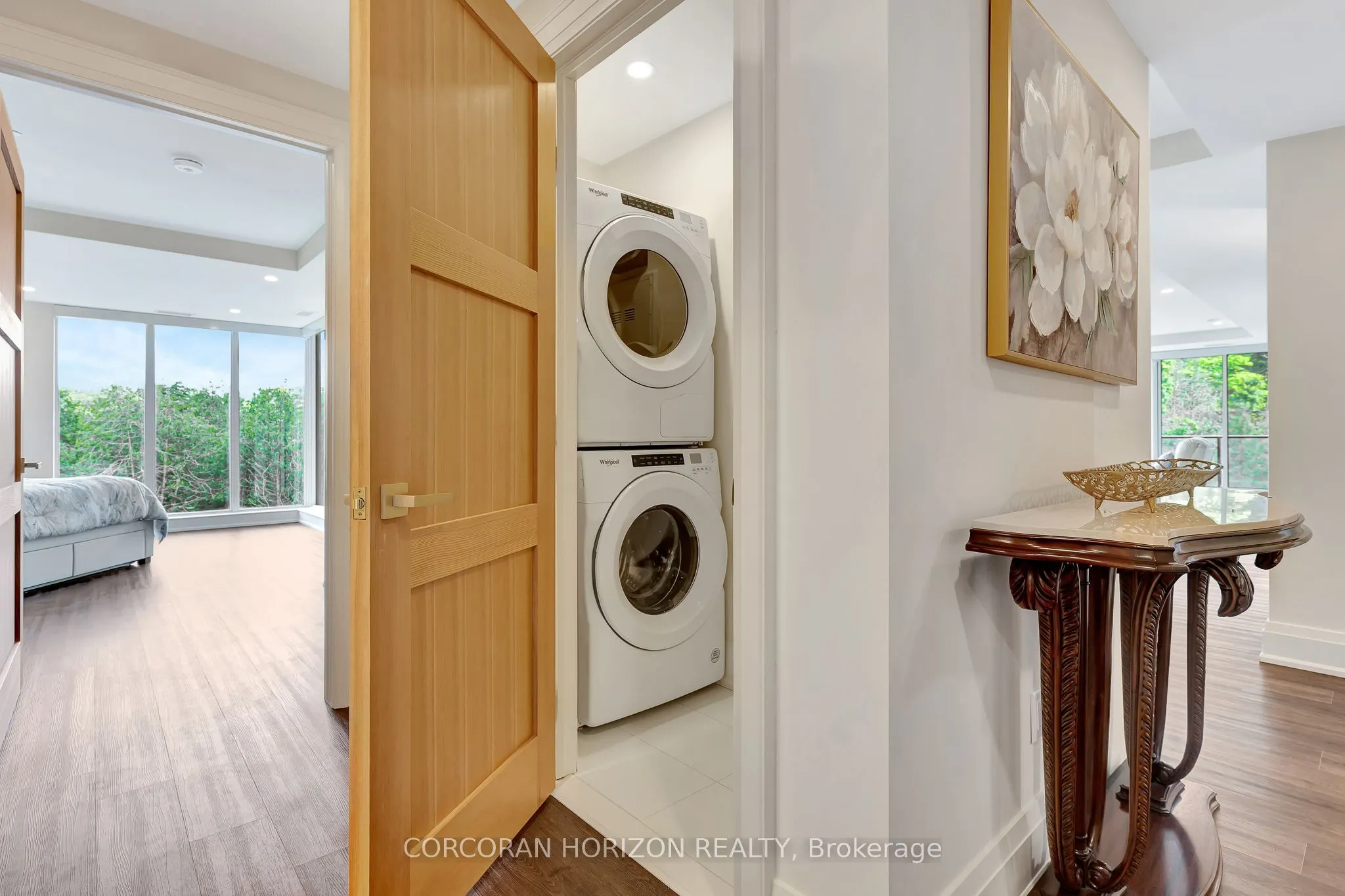 6523 Wellington Road, #206