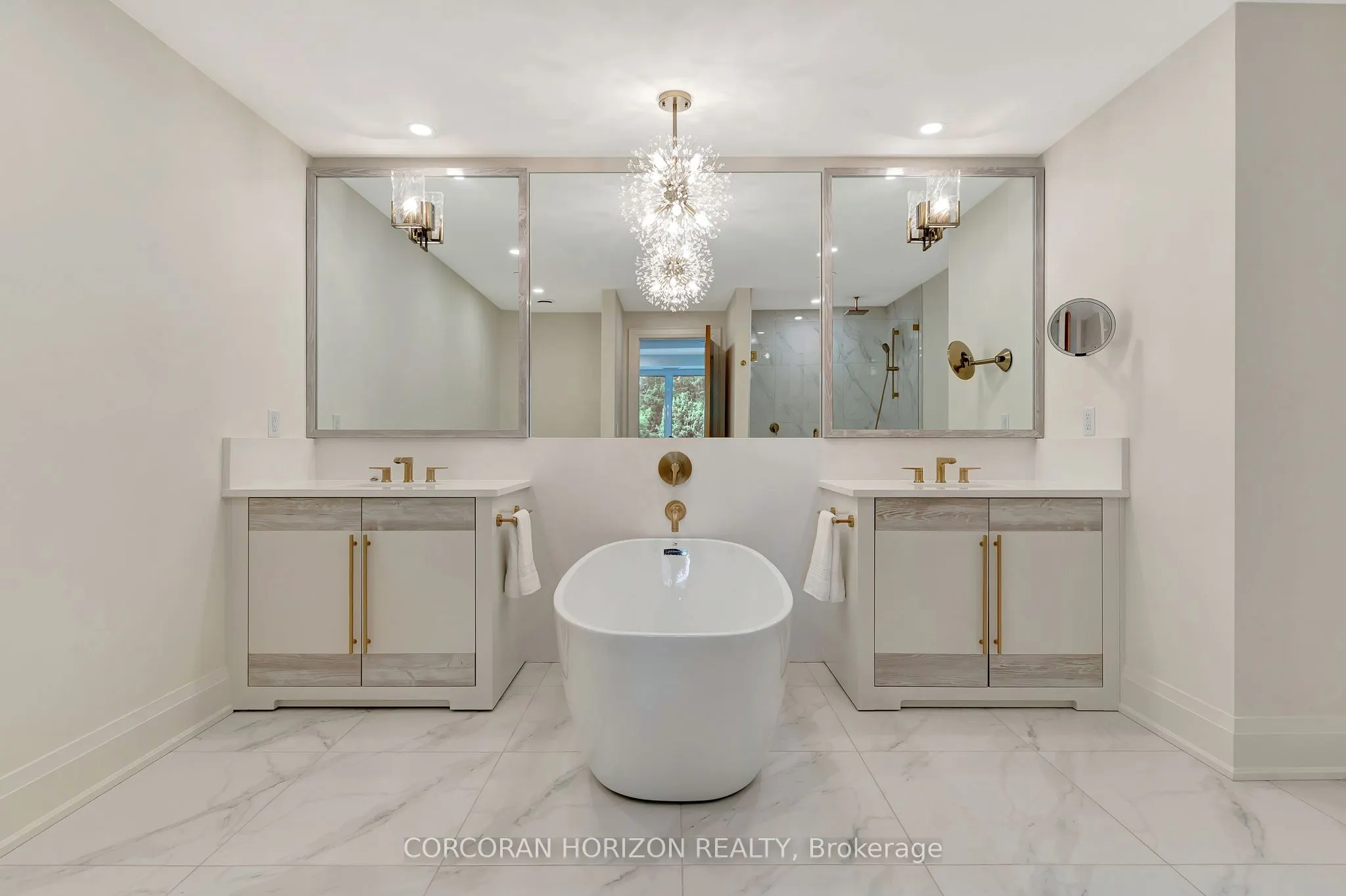 6523 Wellington Road, #206