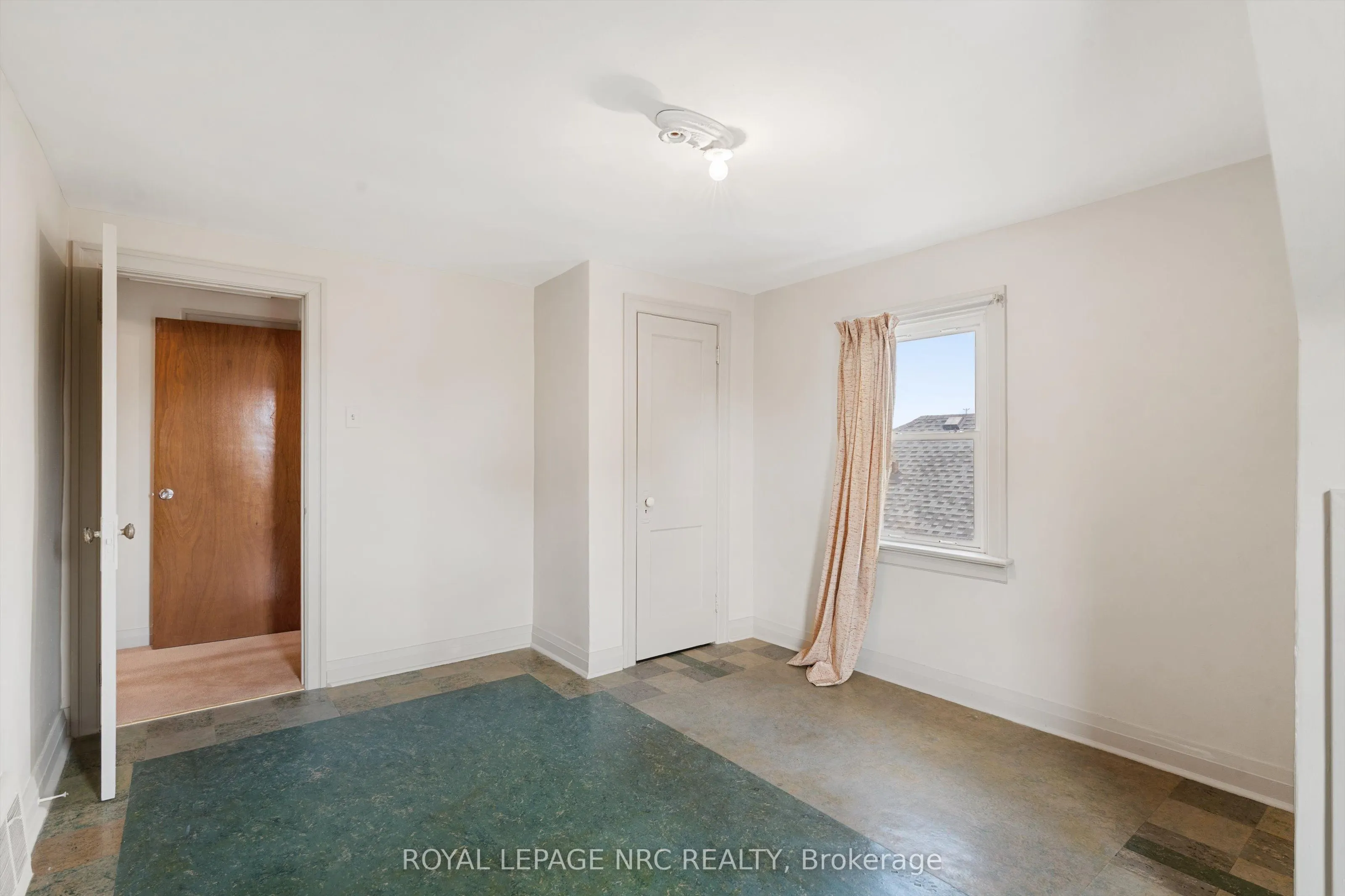 51 Currie Street