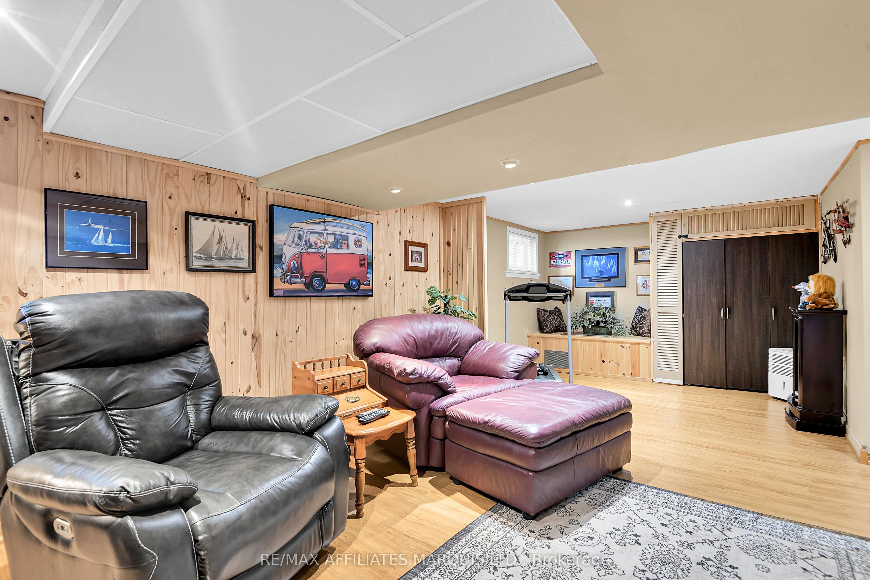 11 Ault Drive