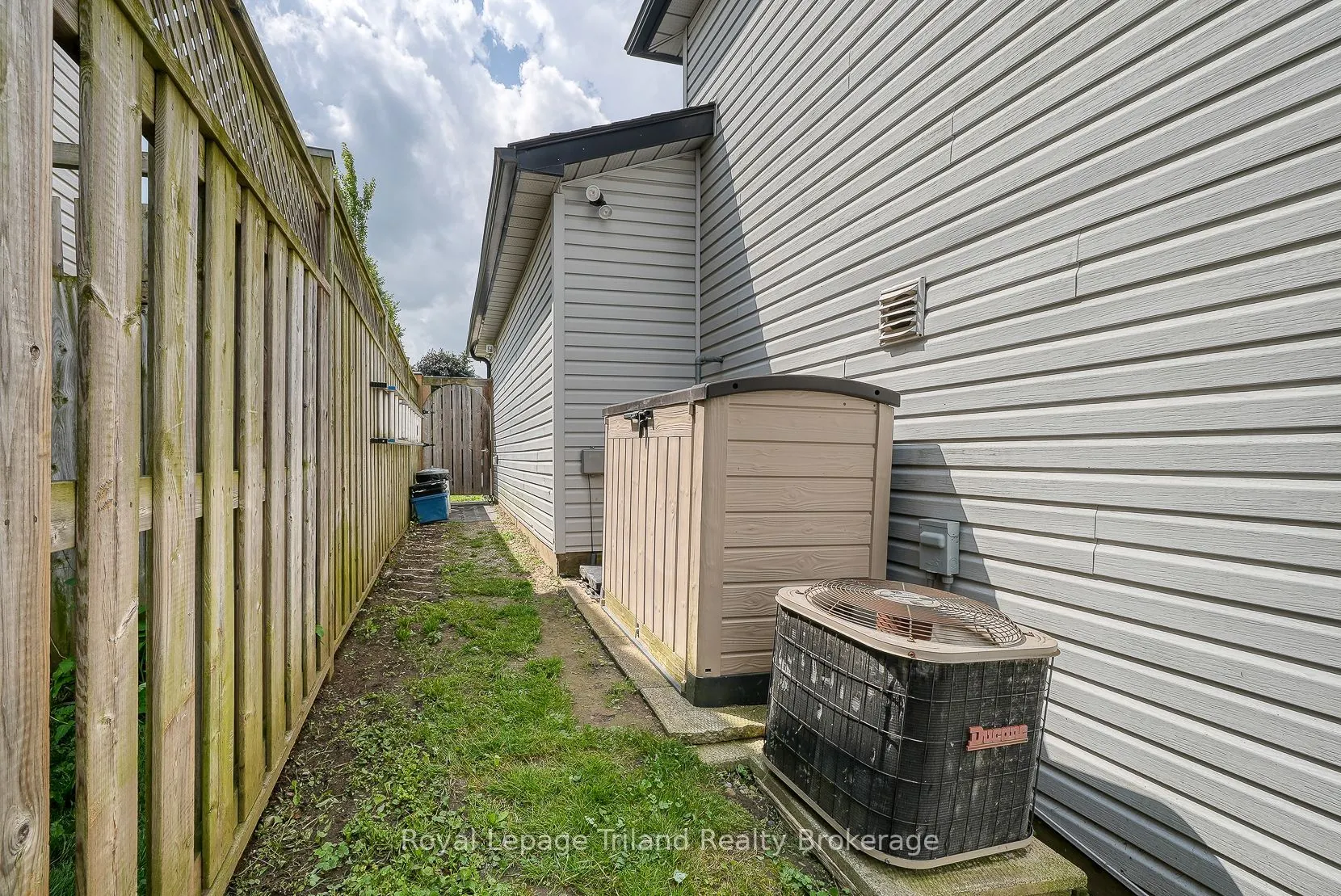 109 Canrobert Street