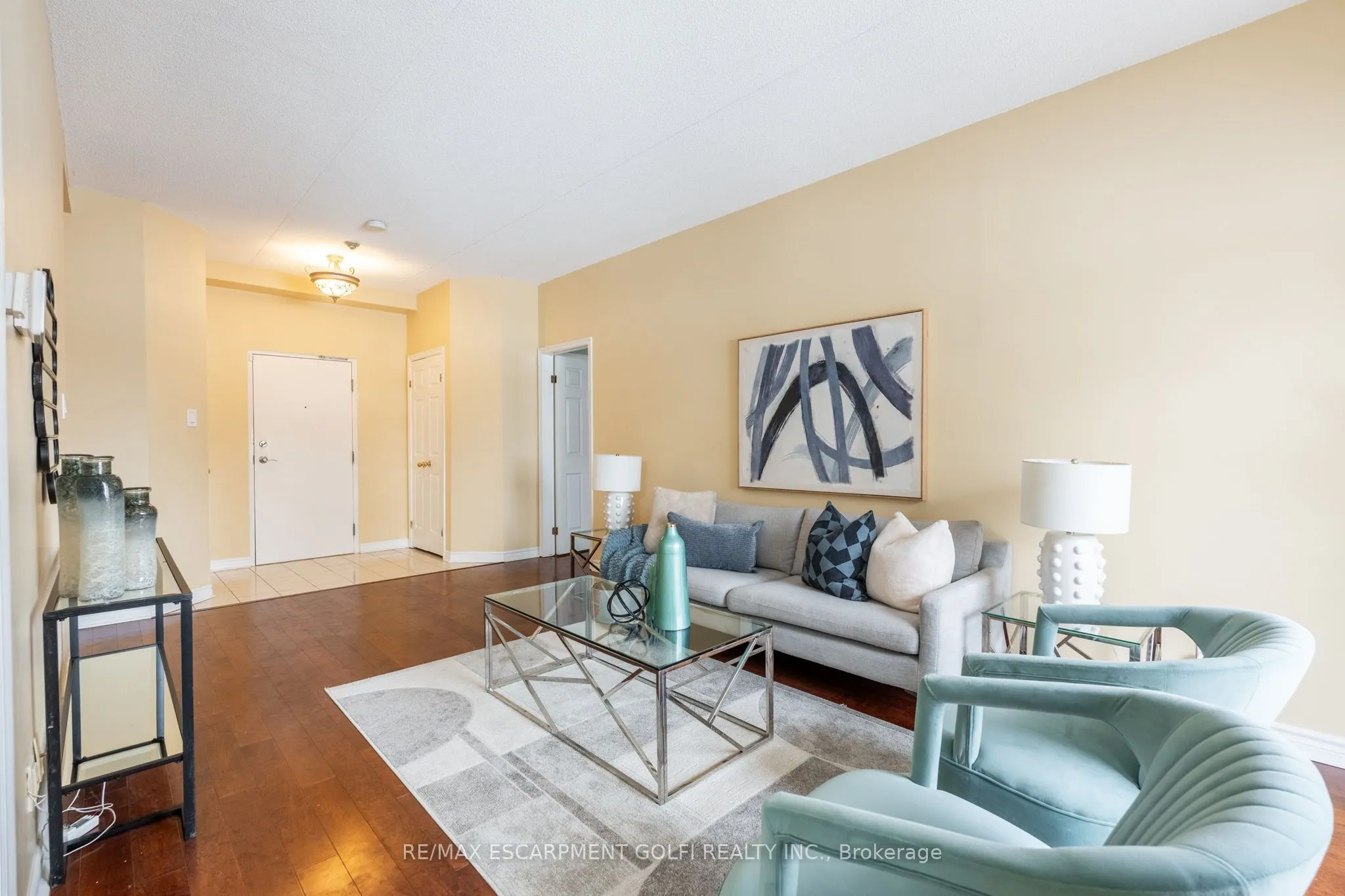 416 Limeridge Road E, #109