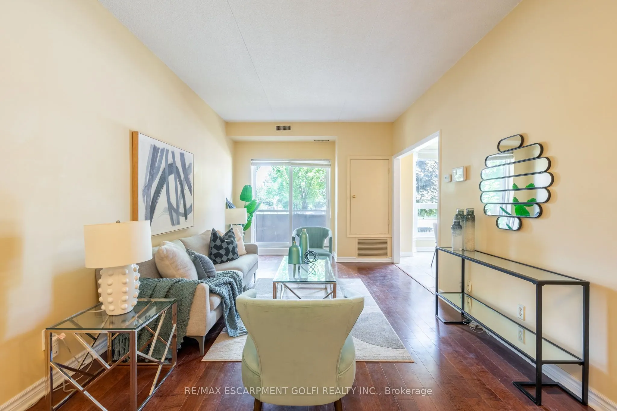 416 Limeridge Road E, #109