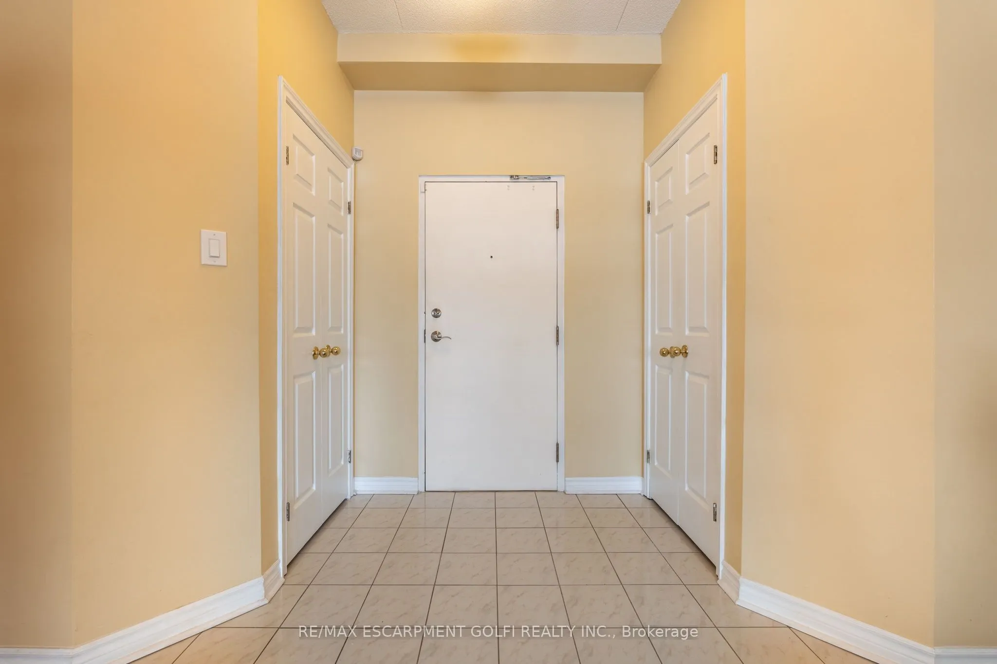 416 Limeridge Road E, #109