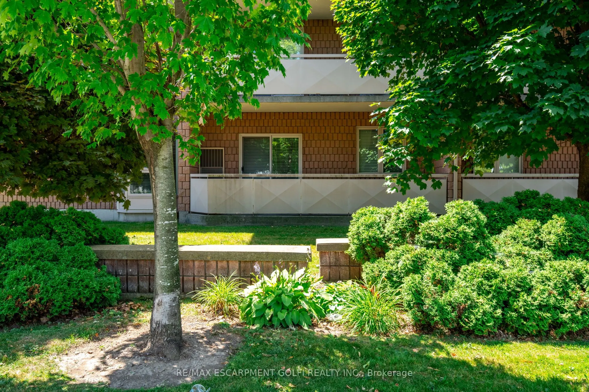 416 Limeridge Road E, #109