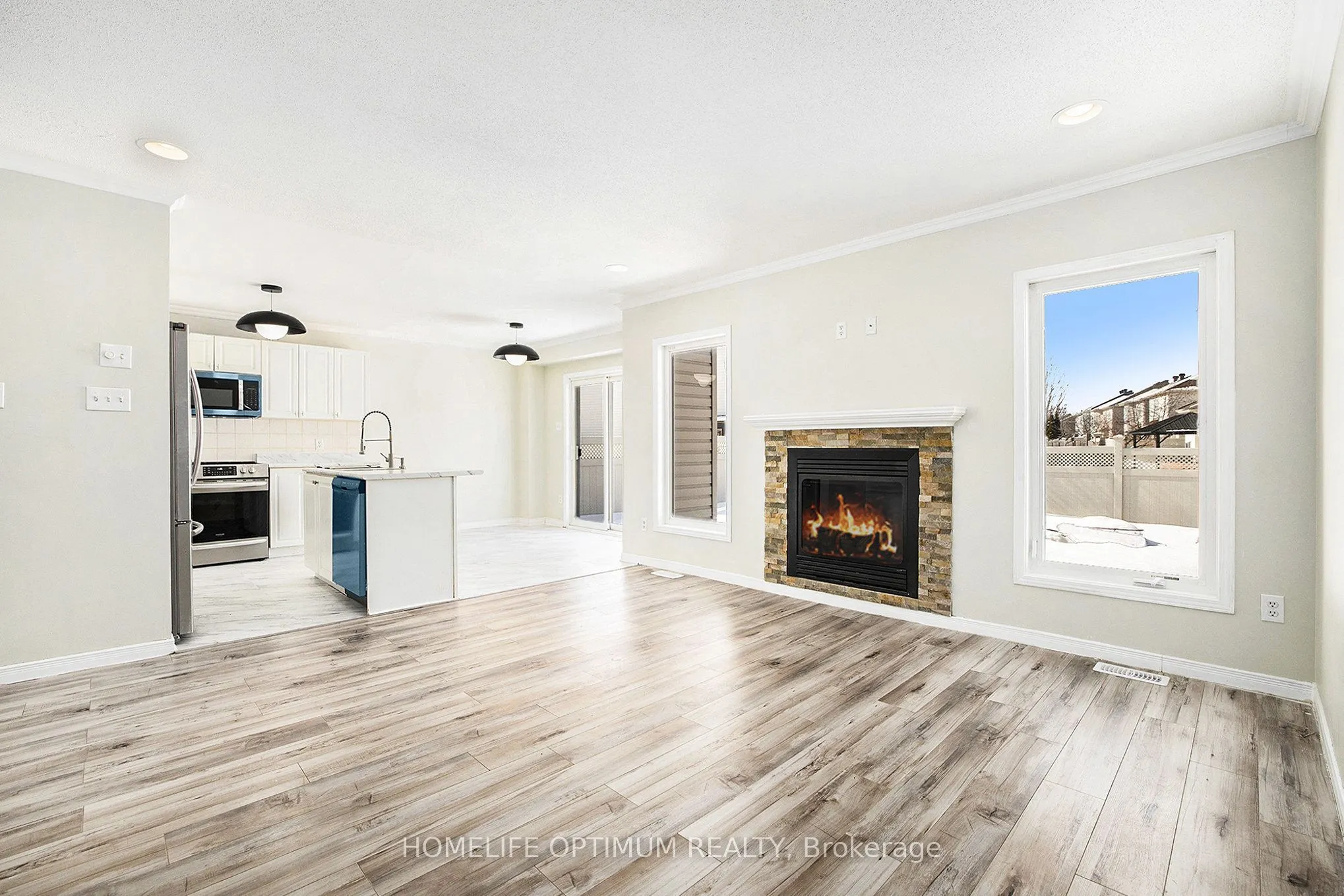863 Taradale Drive