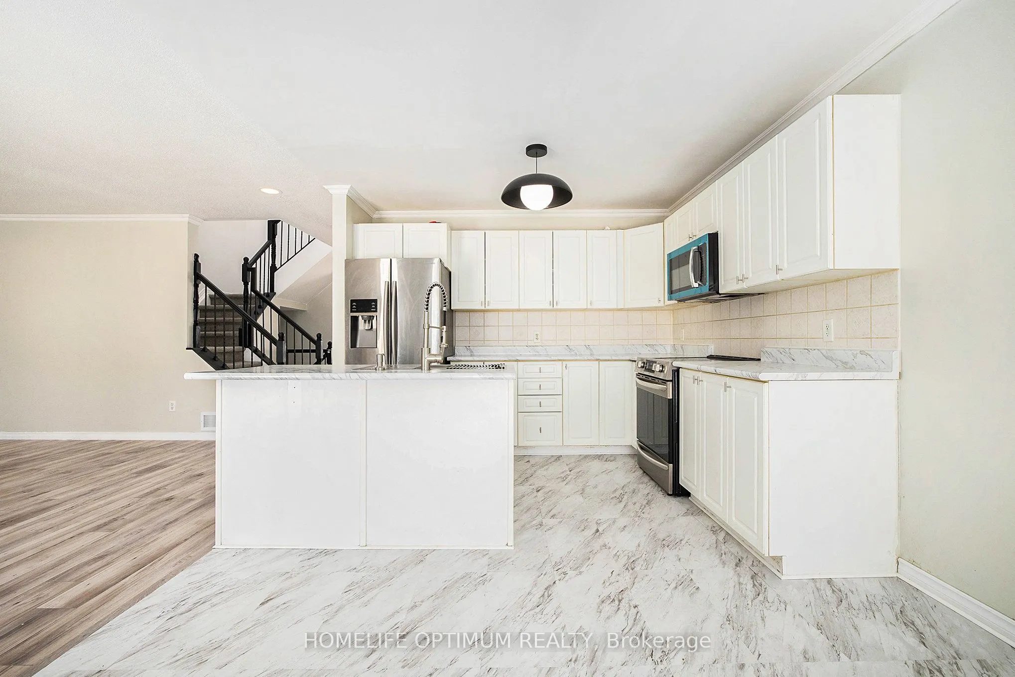 863 Taradale Drive