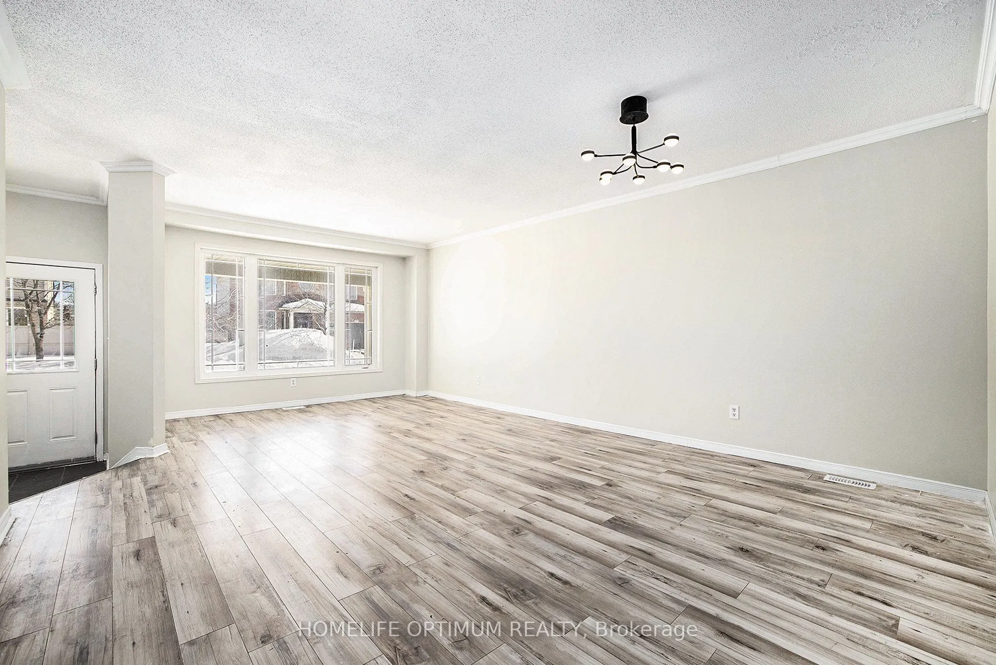863 Taradale Drive