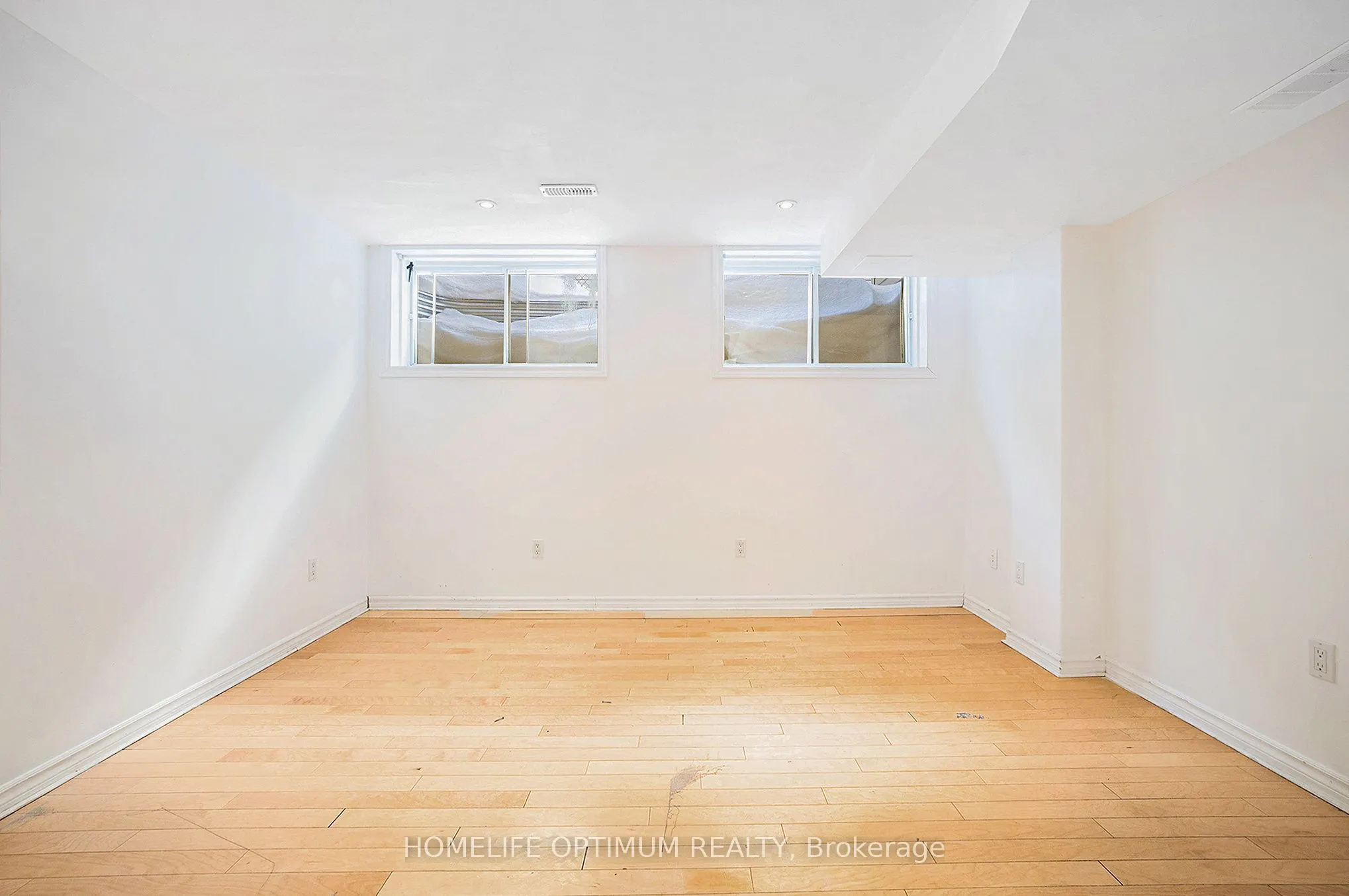 863 Taradale Drive