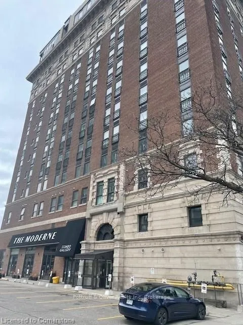 112 KING Street E, #608