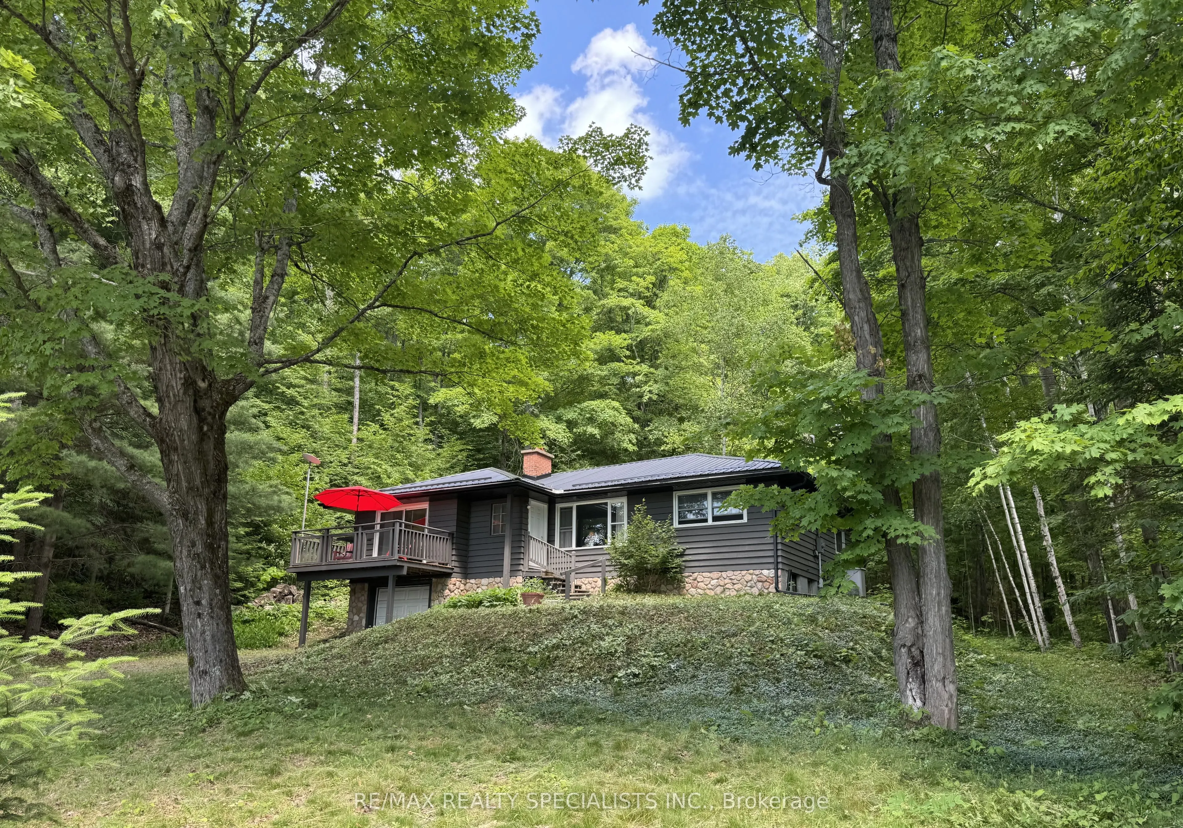 5803 Haliburton Lake Road