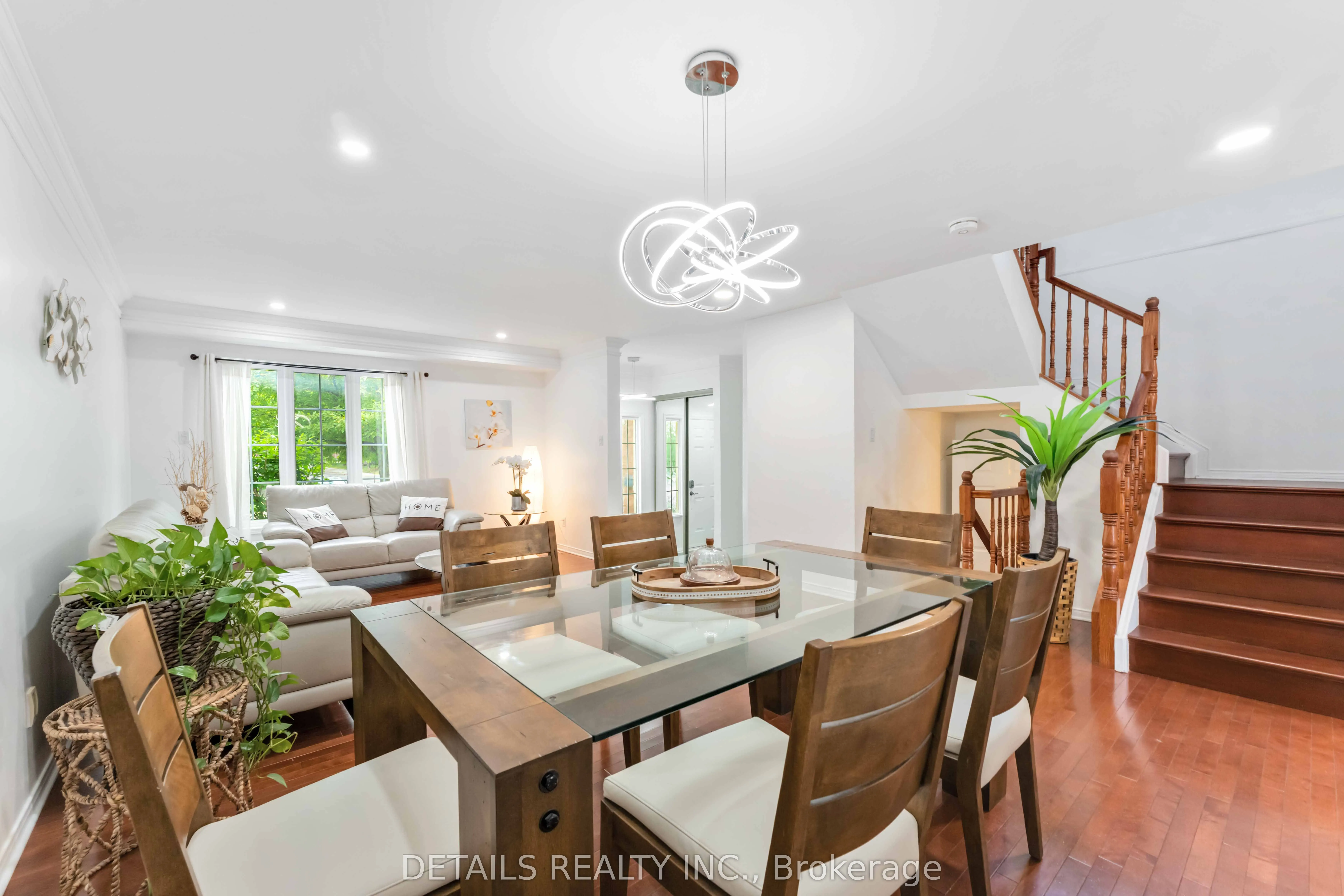 15 Daybreak Street