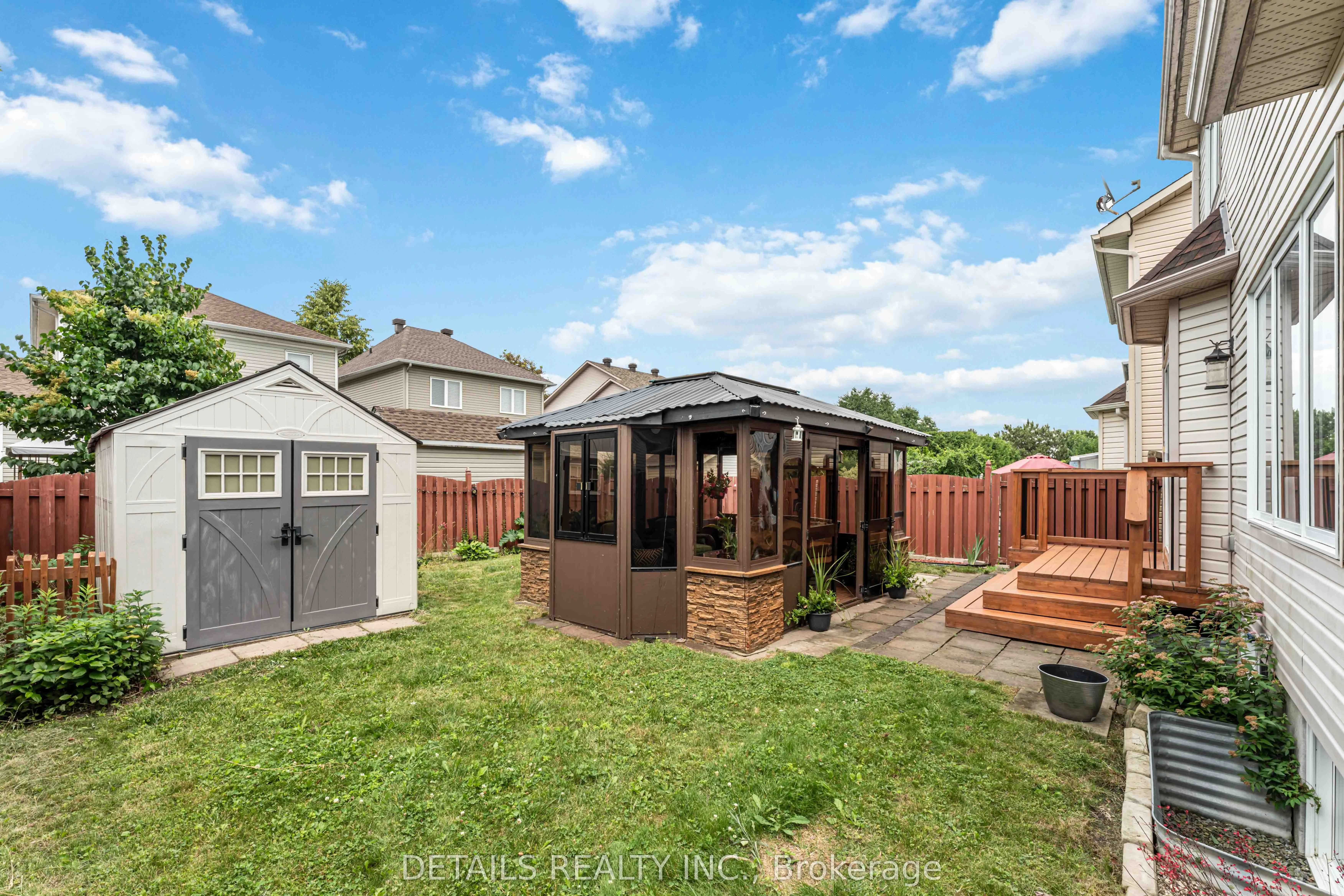 15 Daybreak Street