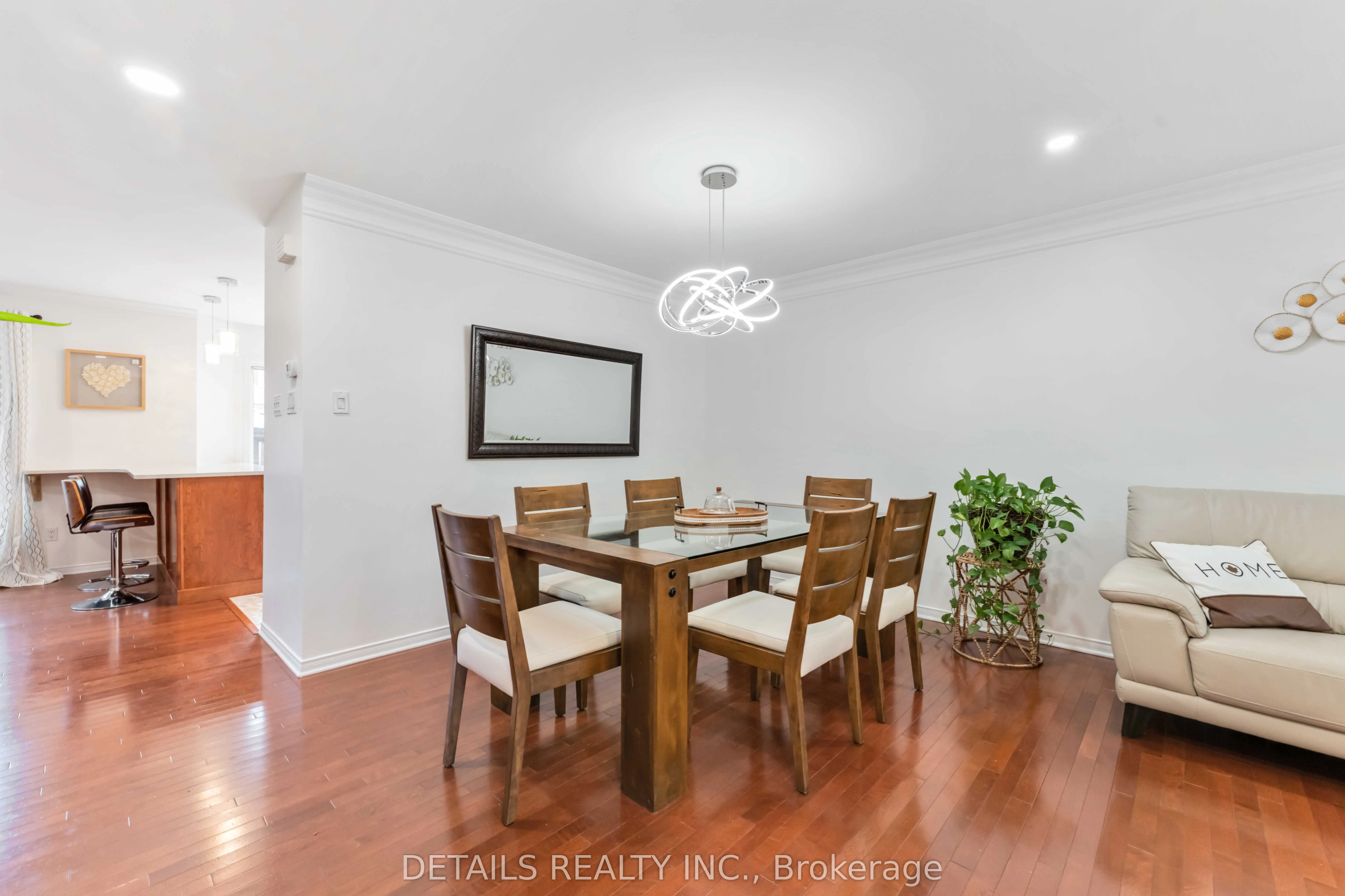 15 Daybreak Street