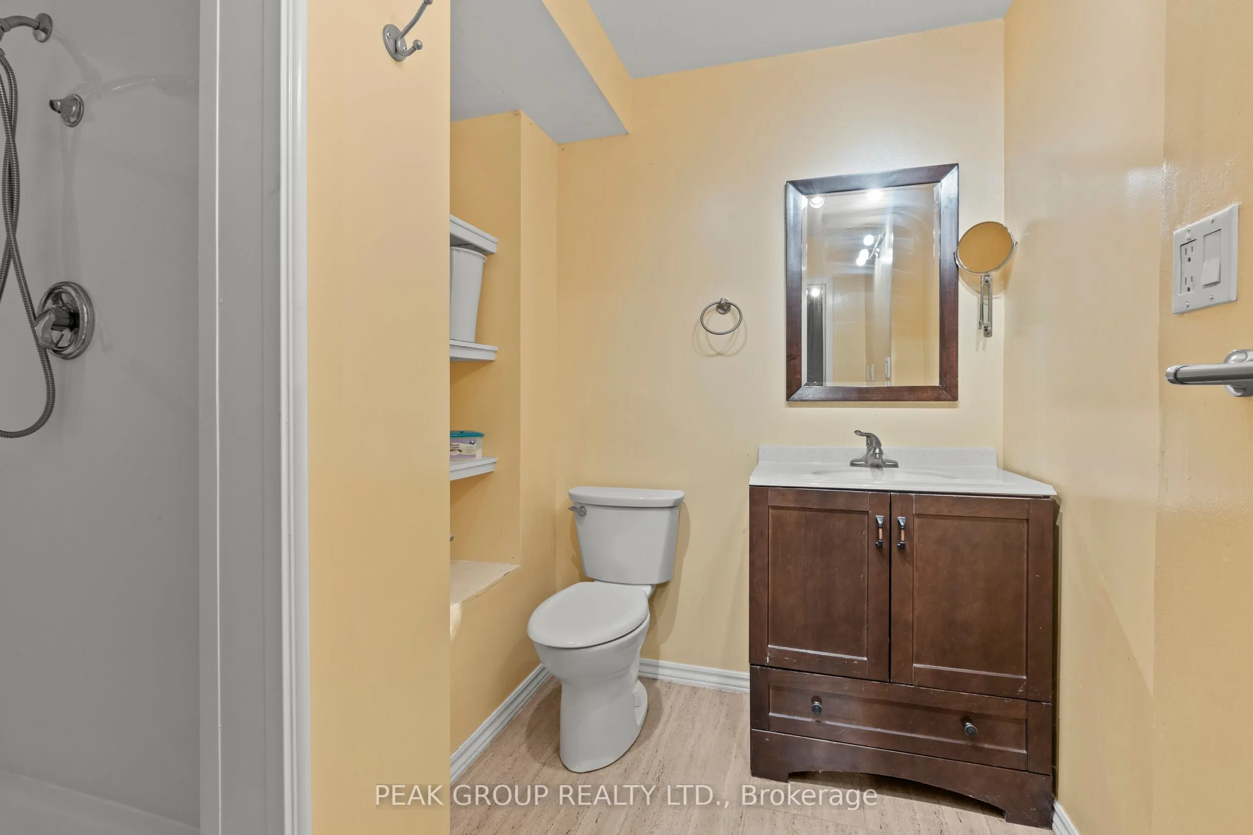 140 Champlain Drive