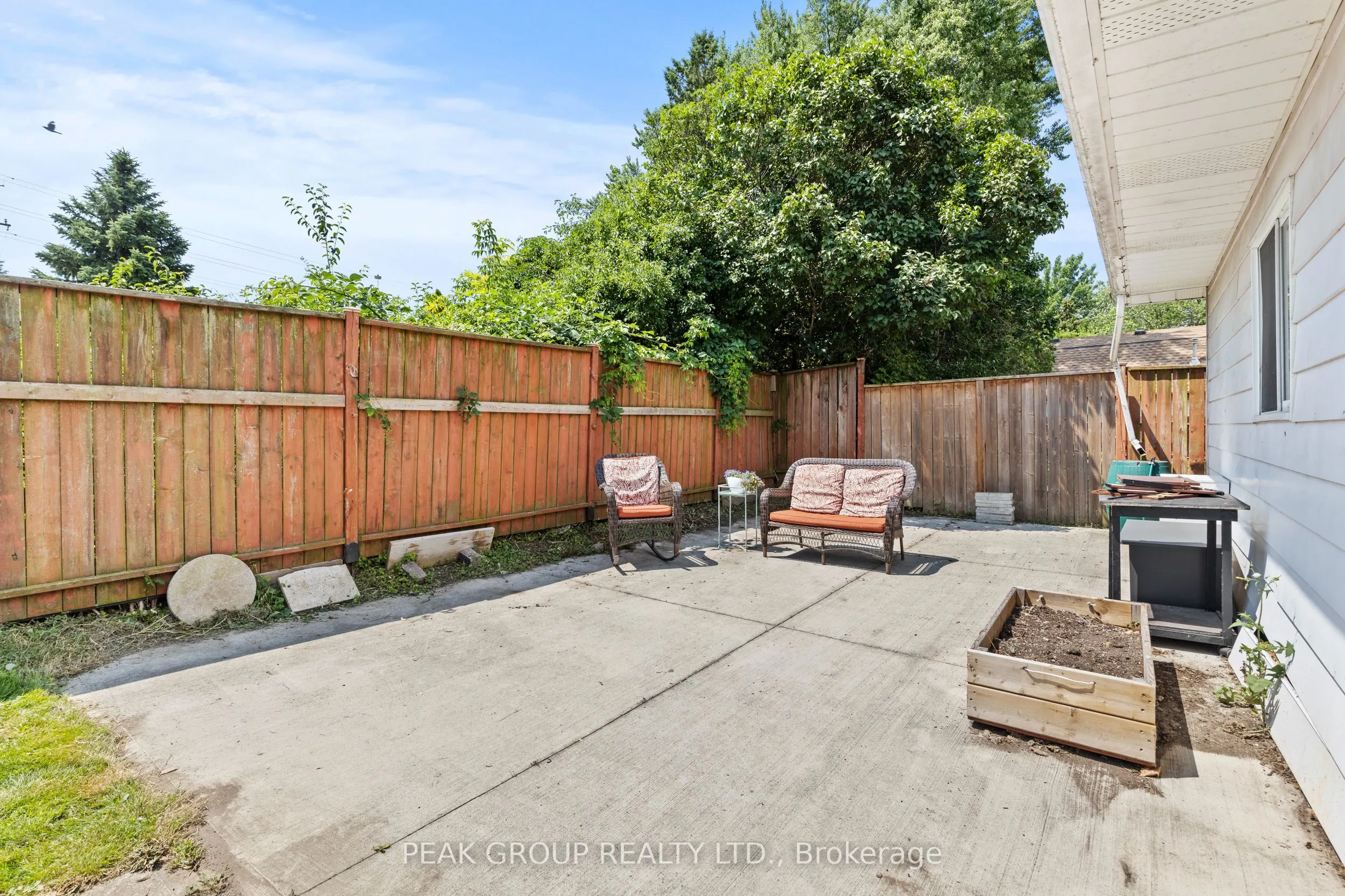140 Champlain Drive