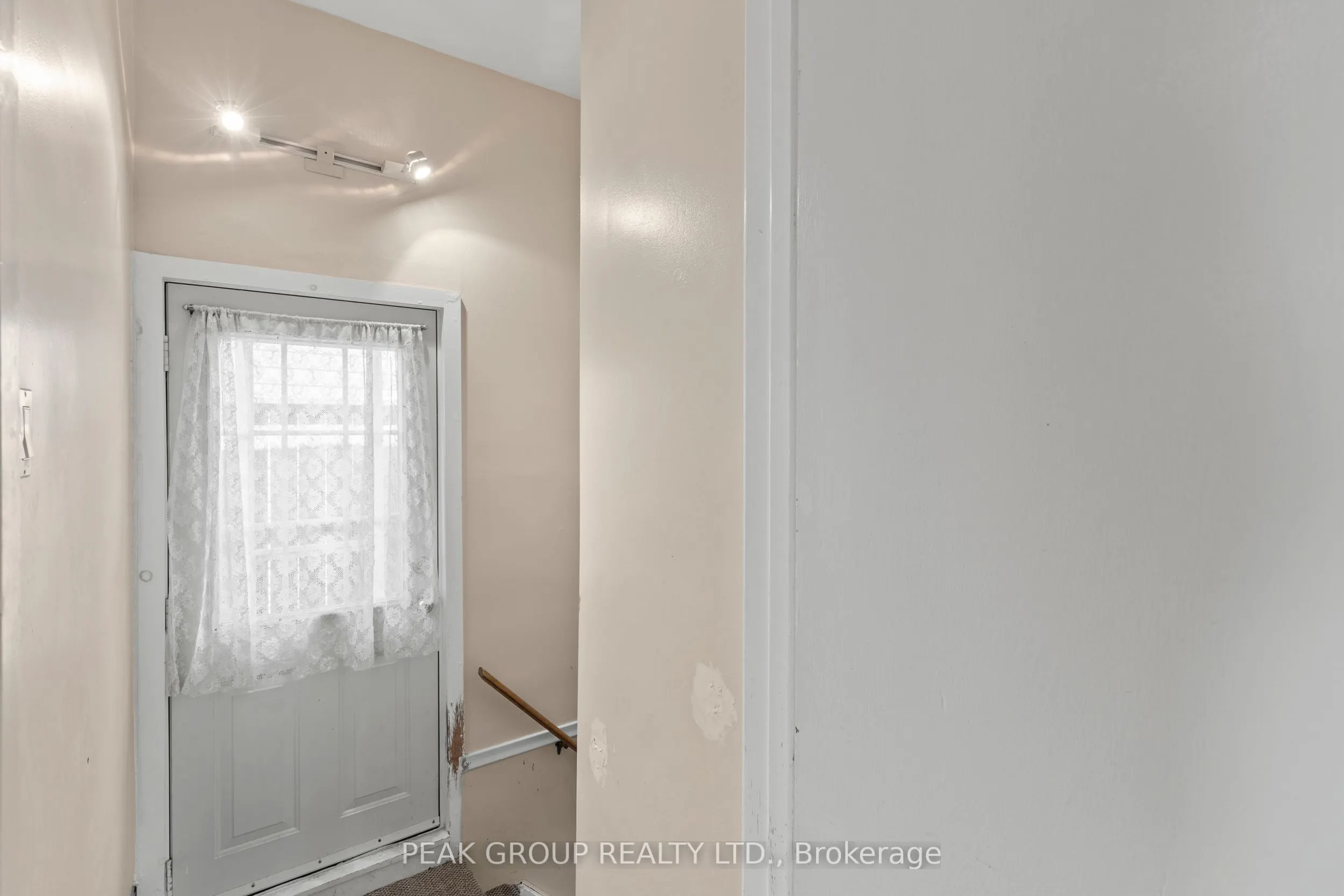 140 Champlain Drive