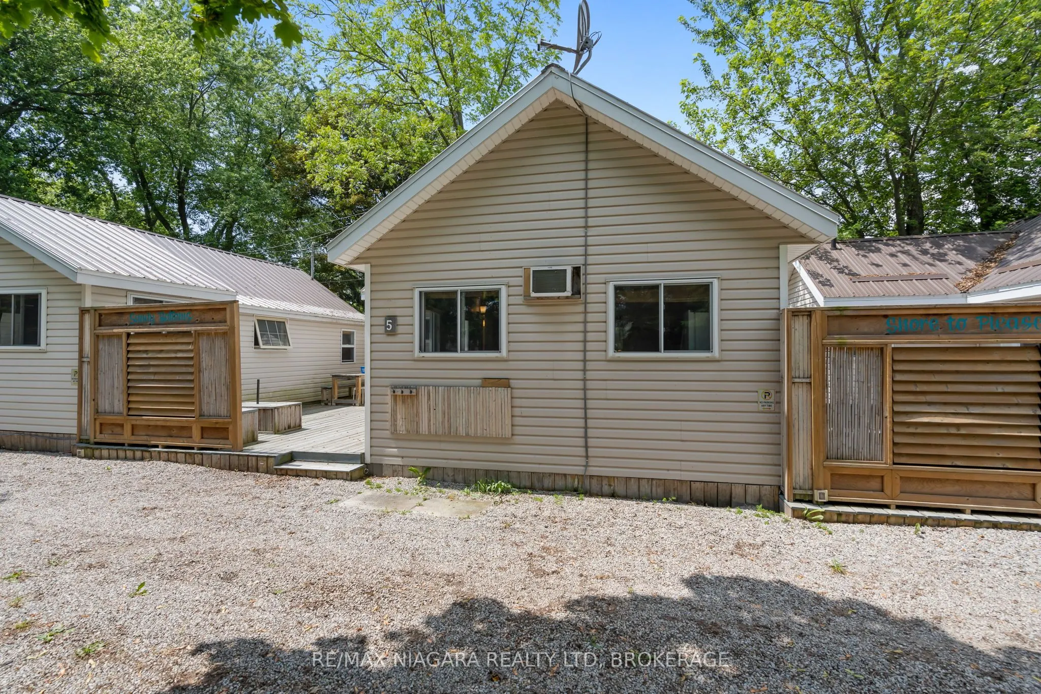 12343 Lakeshore Road