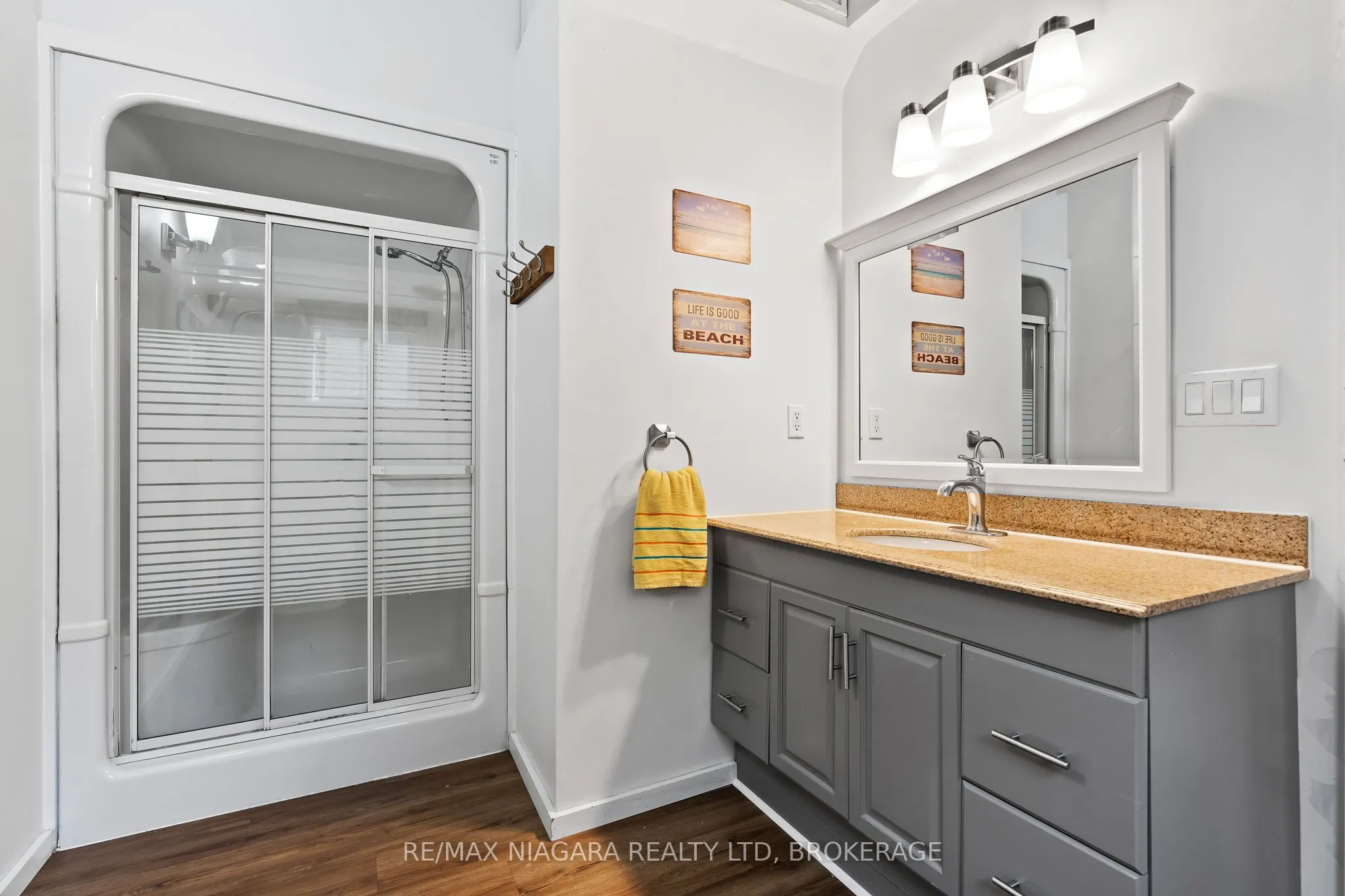 12343 Lakeshore Road