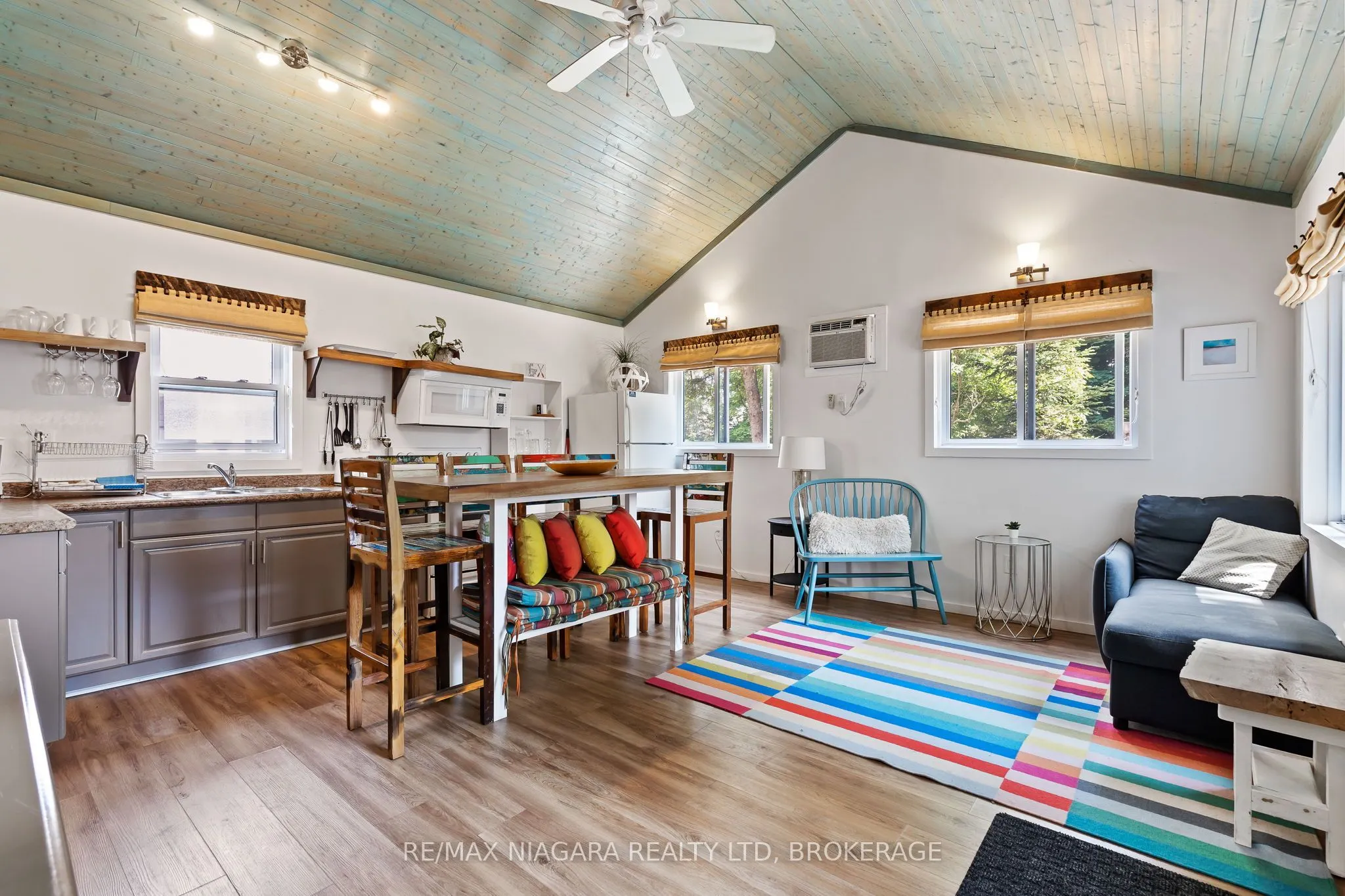 12343 Lakeshore Road