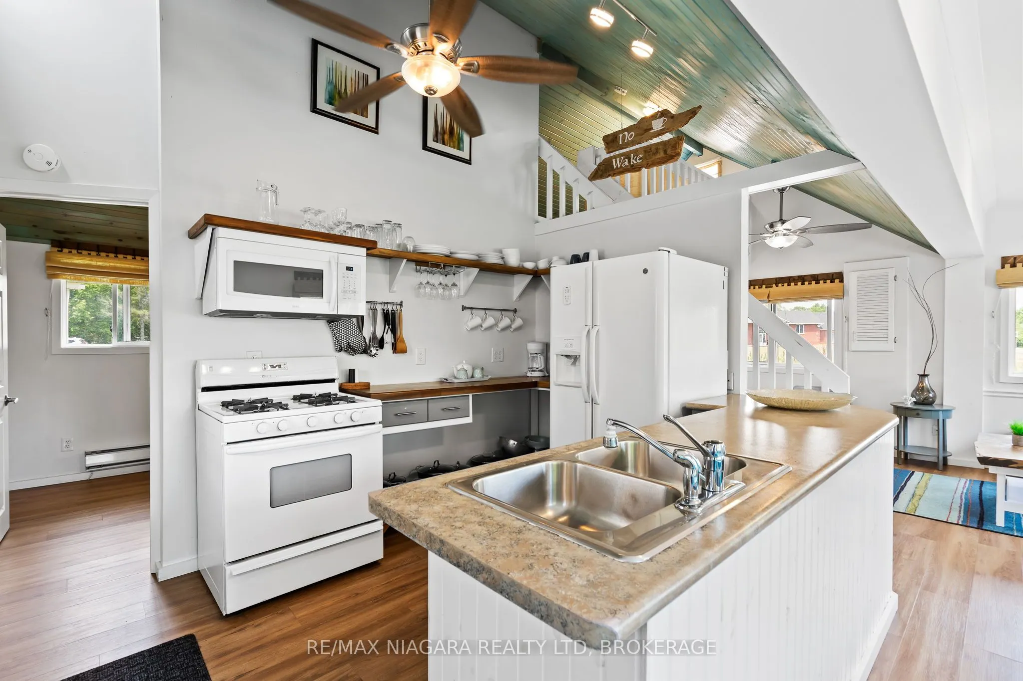 12343 Lakeshore Road