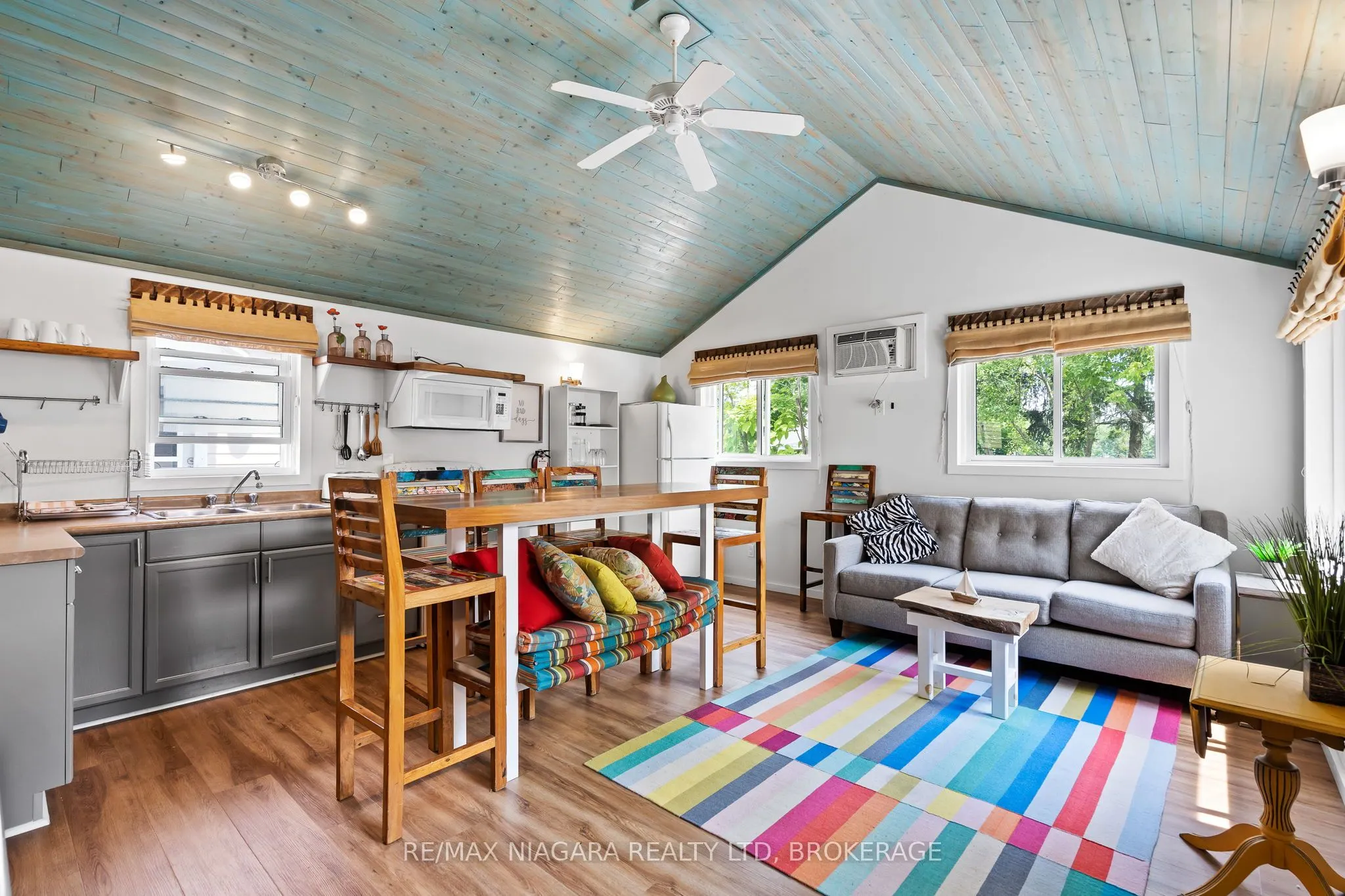 12343 Lakeshore Road